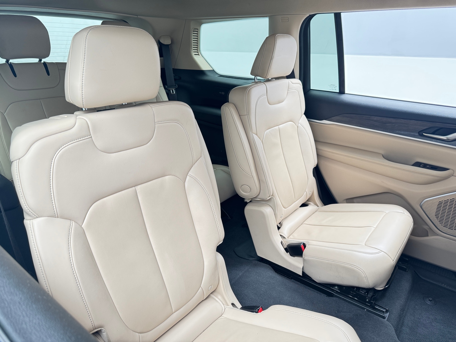Thumbnail: 2021 Jeep Grand Cherokee L - 5