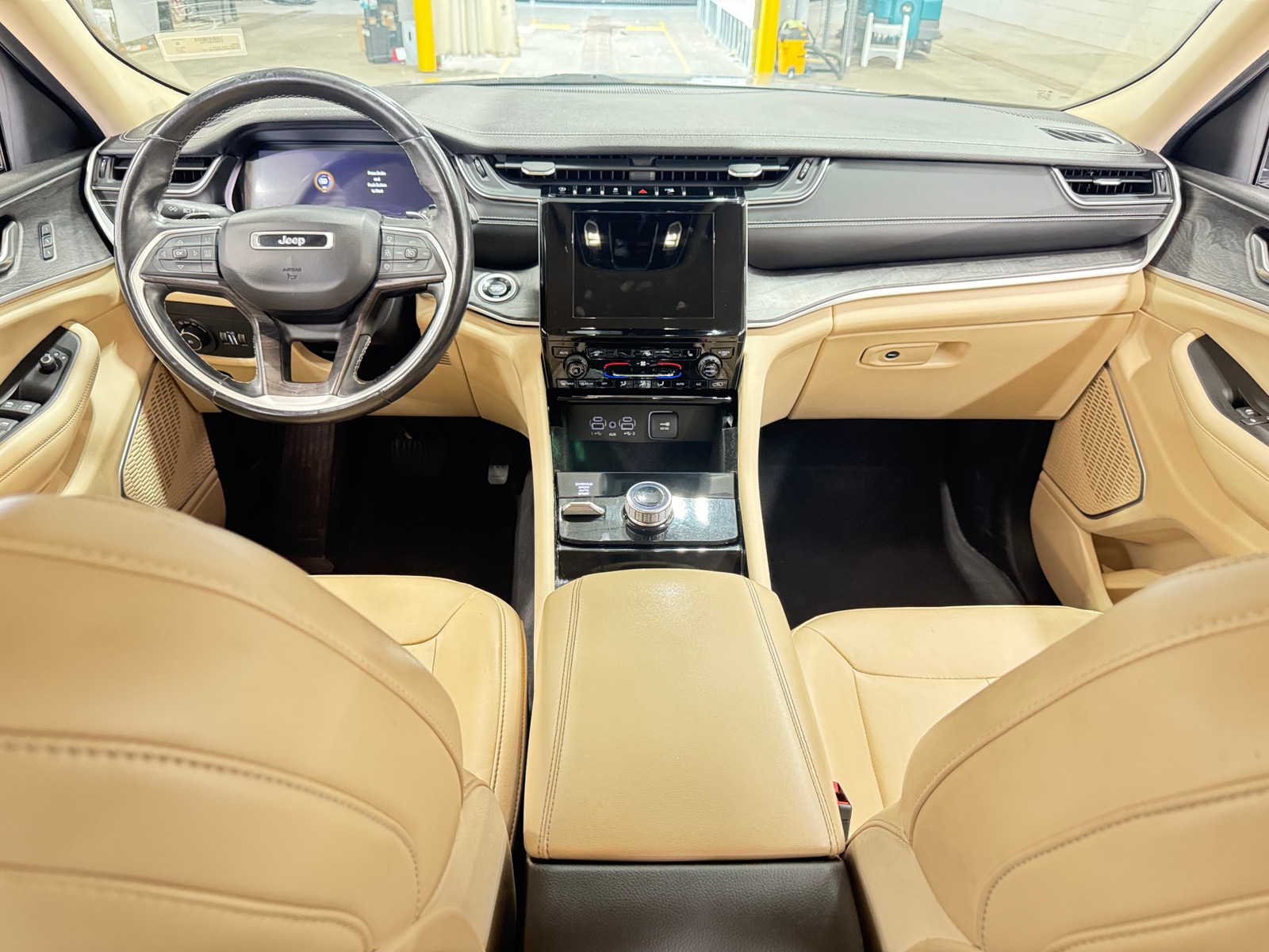 Thumbnail: 2021 Jeep Grand Cherokee L - 2