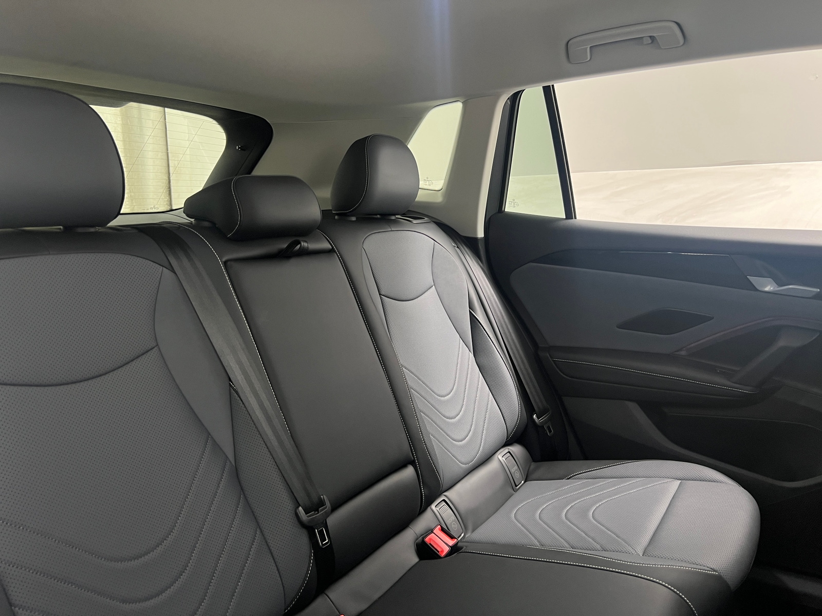 Thumbnail: 2026 Volkswagen Tiguan - 5