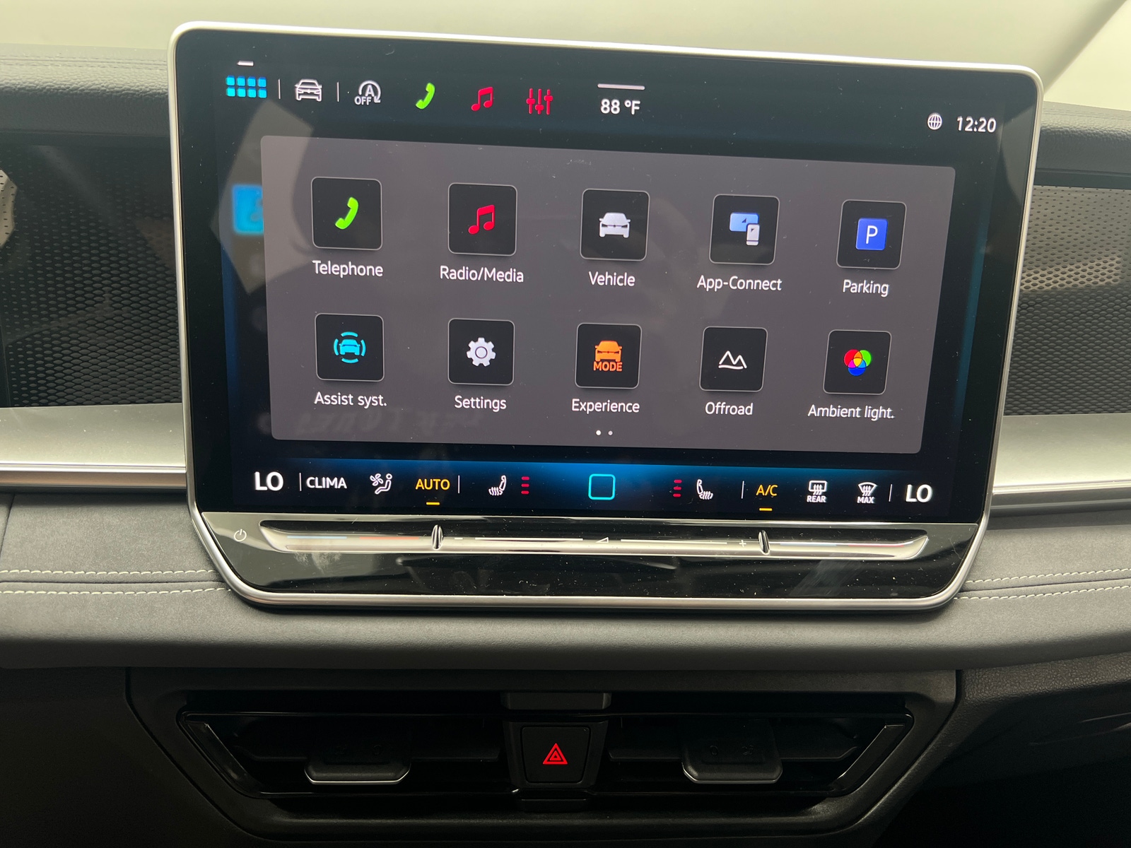 Thumbnail: 2026 Volkswagen Tiguan - 3