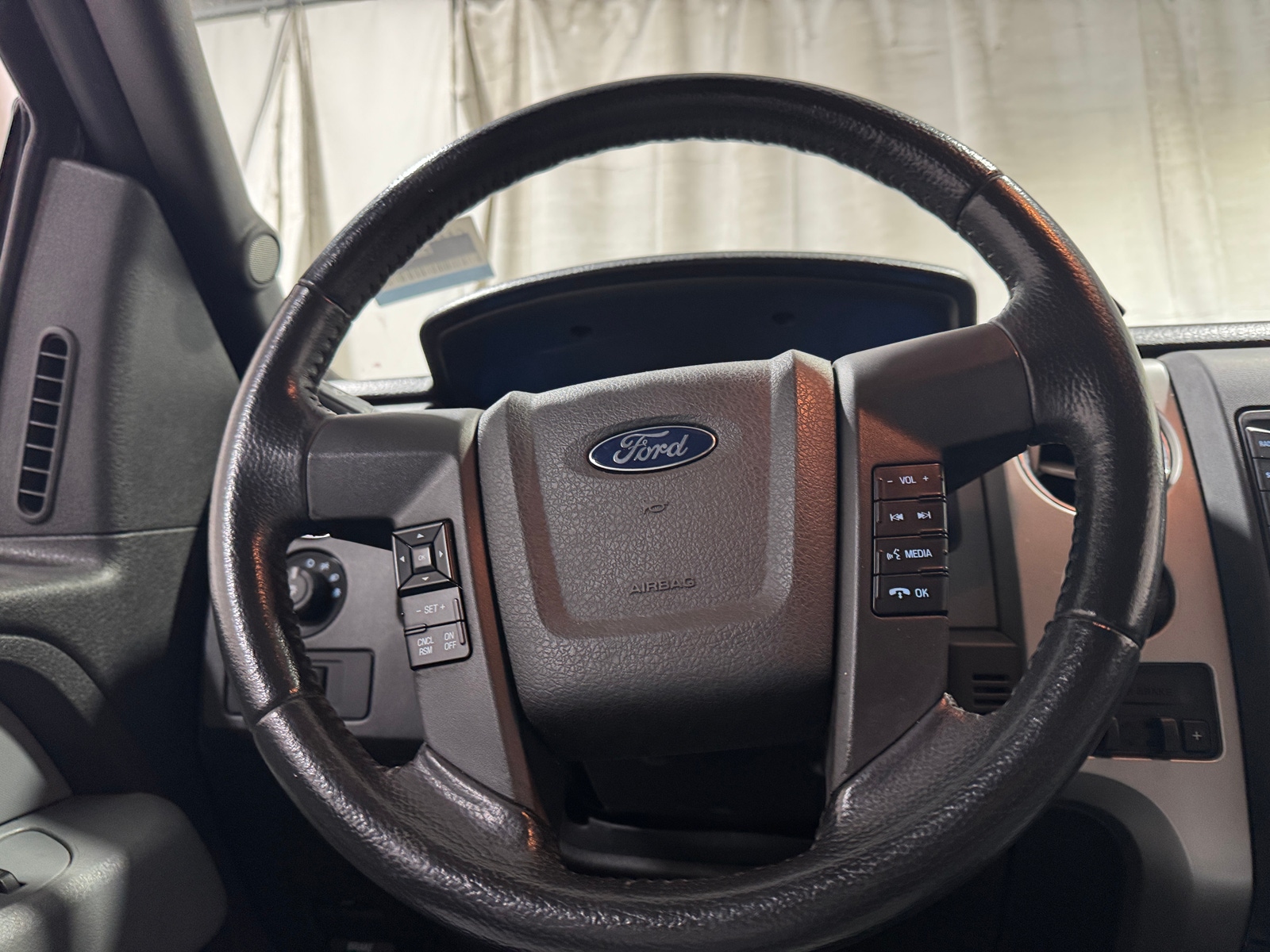 Thumbnail: 2014 Ford Econoline - 4