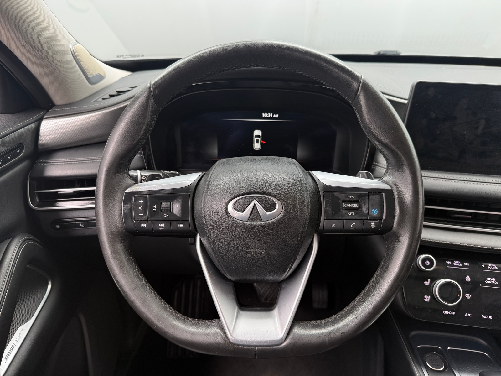 Thumbnail: 2023 INFINITI QX60 - 4