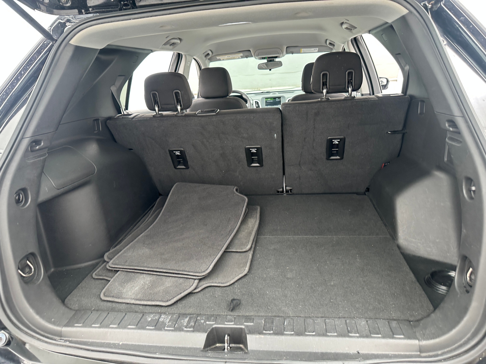 Thumbnail: 2019 Chevrolet Equinox - 7