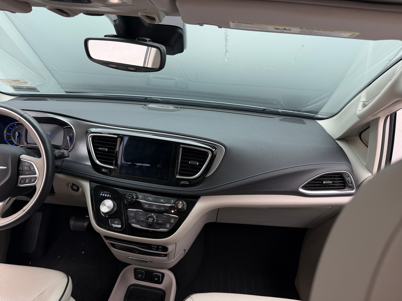 Thumbnail: 2017 Chrysler Pacifica - 2