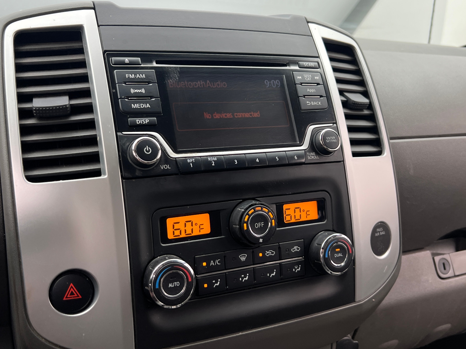 Thumbnail: 2015 Nissan Frontier - 4