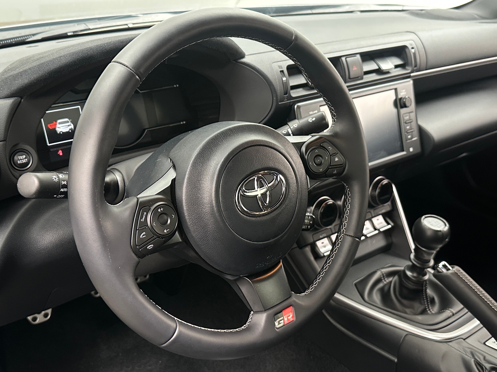 Thumbnail: 2025 Toyota GR86 - 4