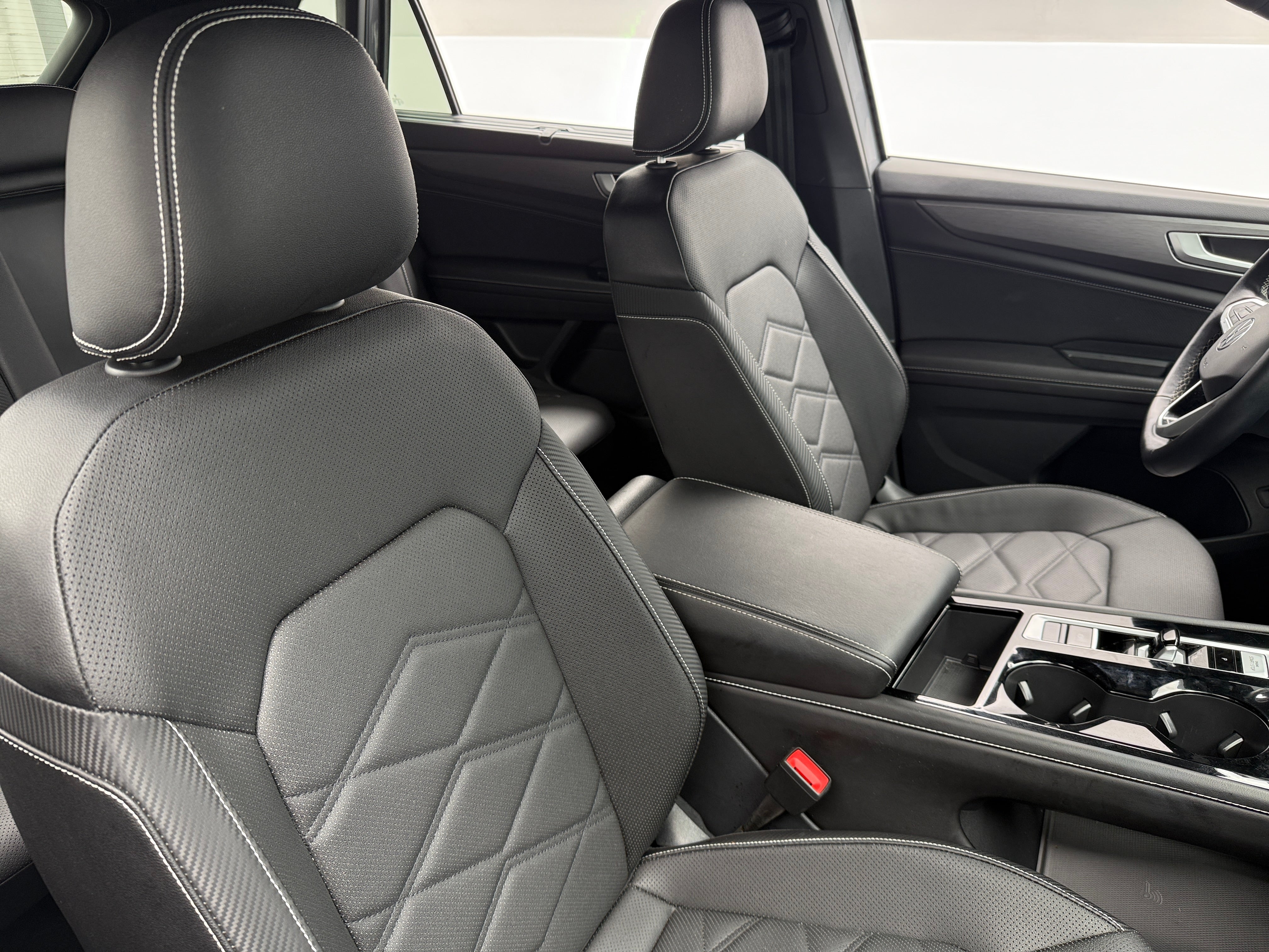 2026 Volkswagen Atlas Cross Sport SE w/Tech