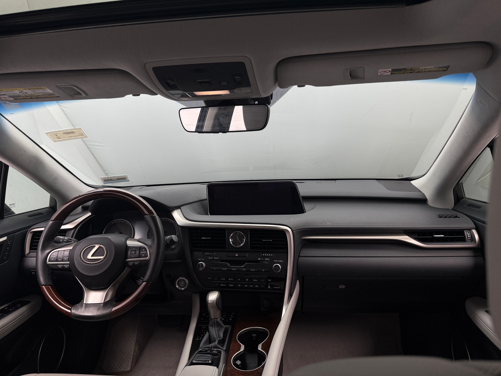 Thumbnail: 2019 Lexus RX - 3