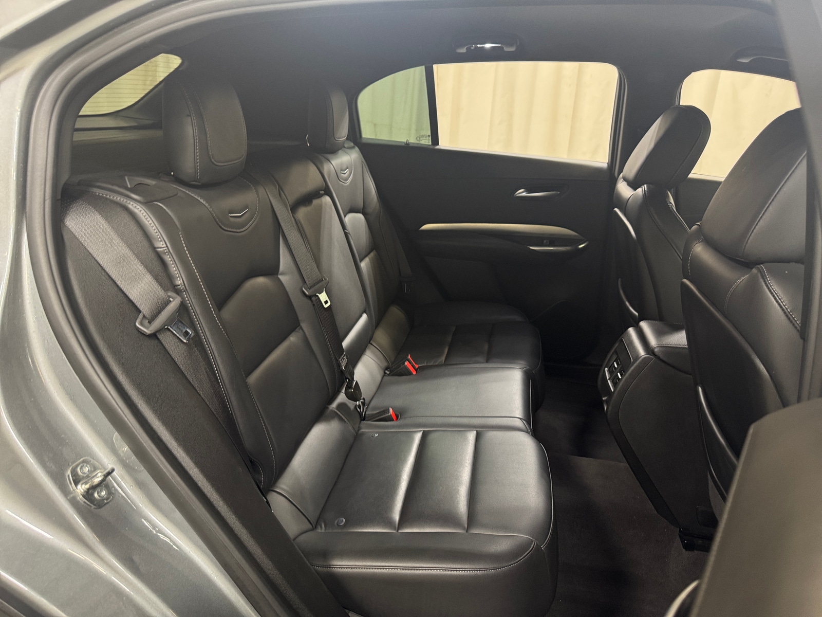 Thumbnail: 2023 Cadillac XT4 - 5