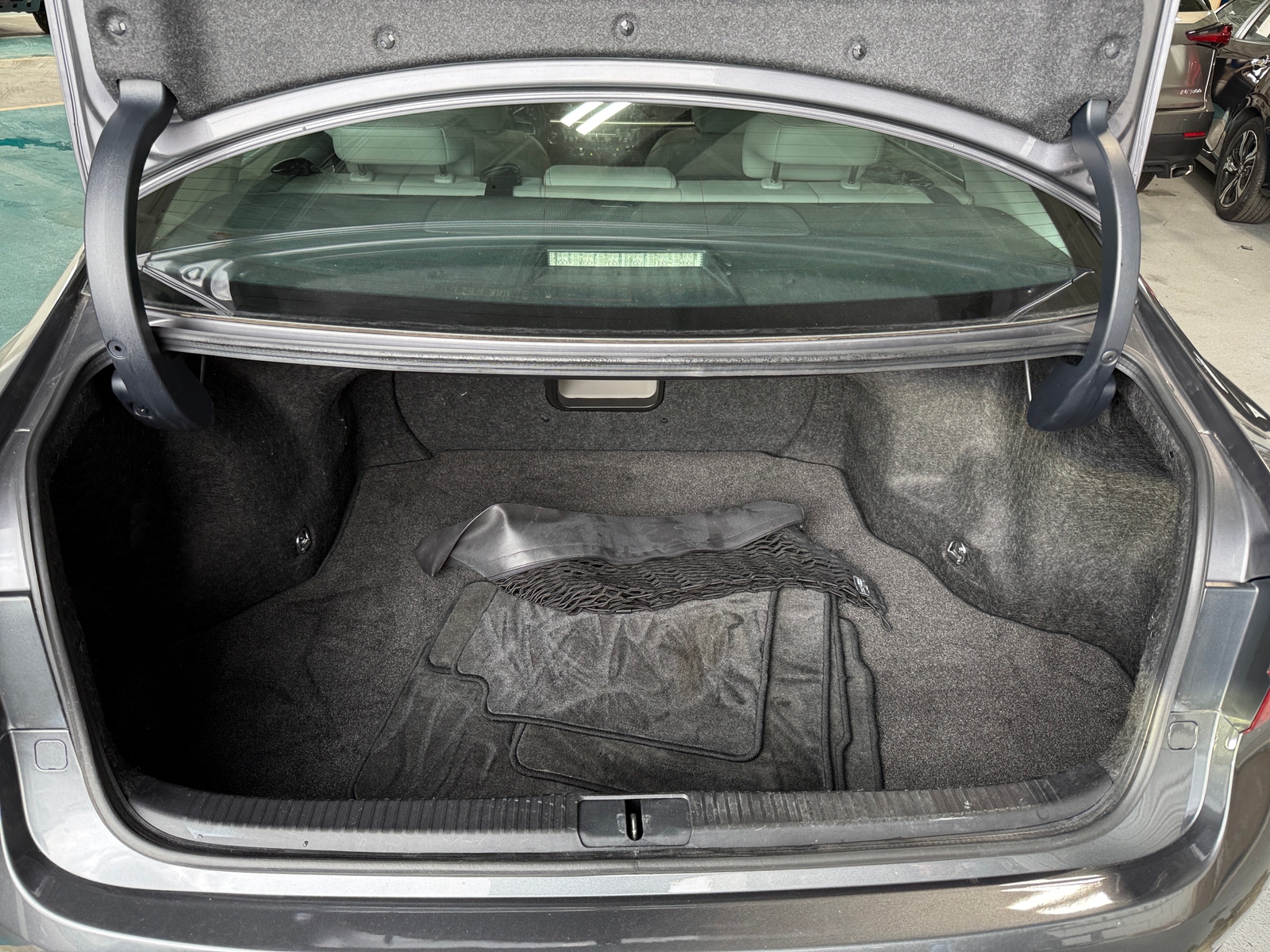 Thumbnail: 2016 Lexus ES - 6