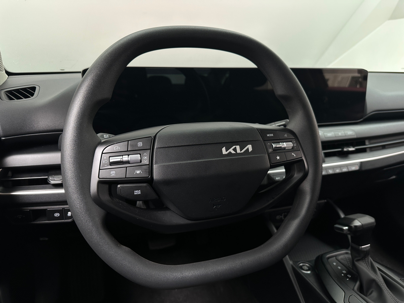 Thumbnail: 2026 Kia K4 - 5