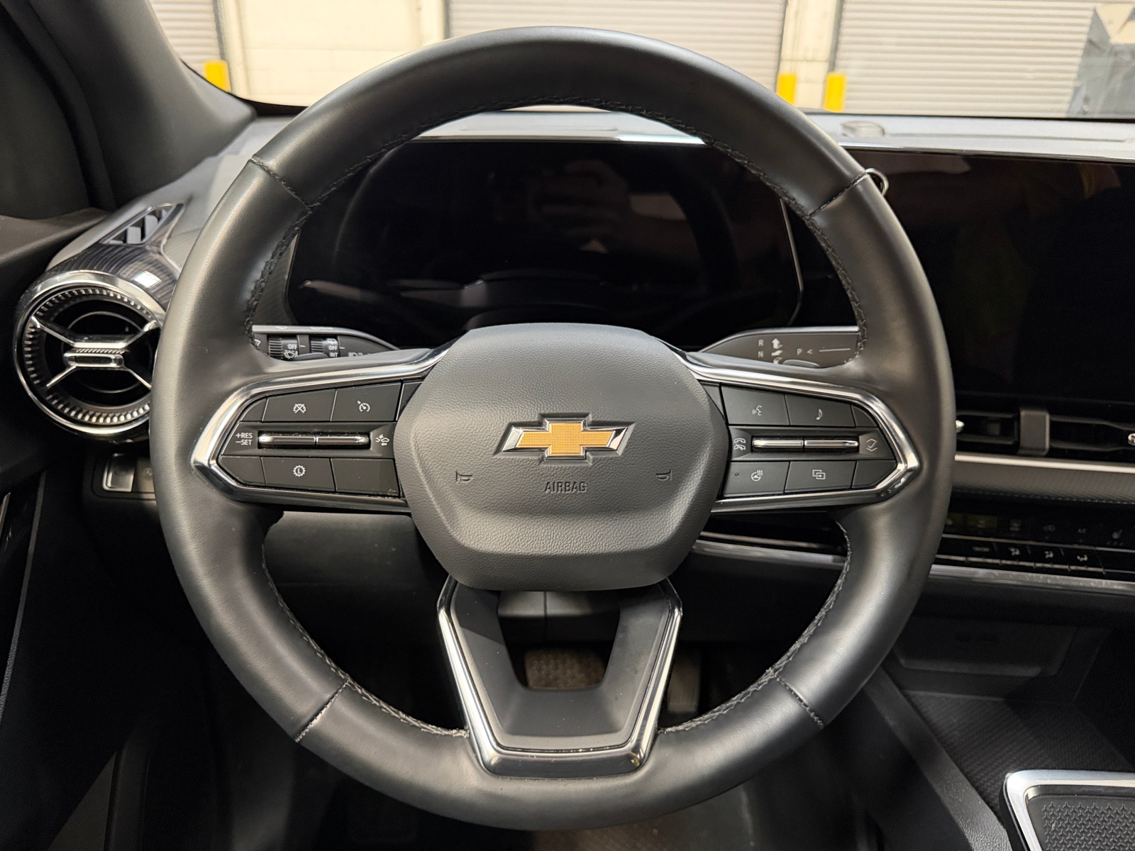 Thumbnail: 2025 Chevrolet Equinox - 5