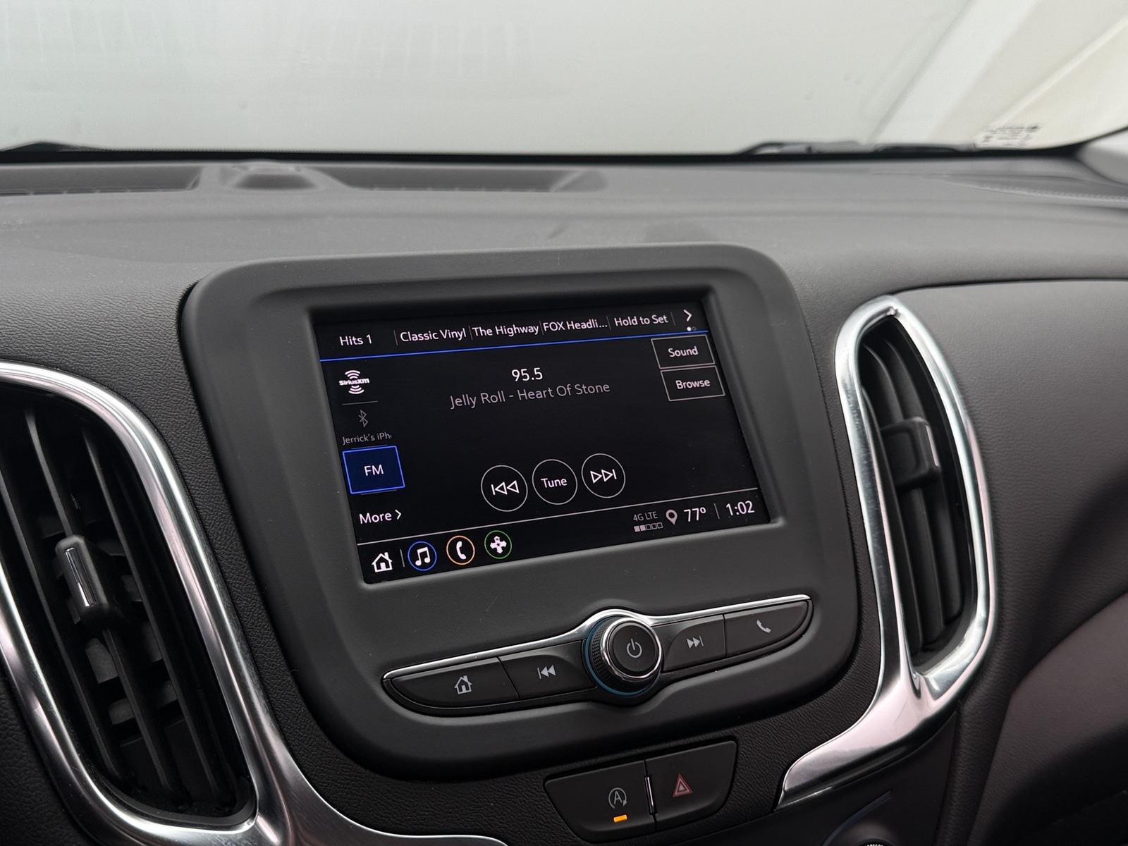 Thumbnail: 2024 Chevrolet Equinox - 4
