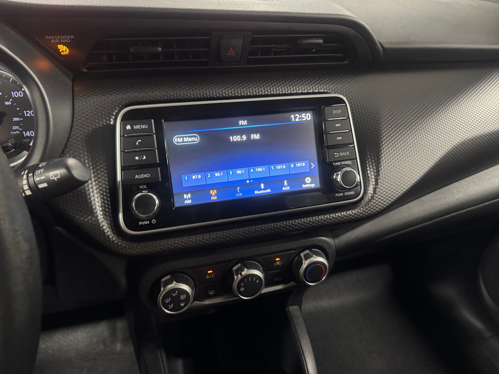 Thumbnail: 2020 Nissan Kicks - 4