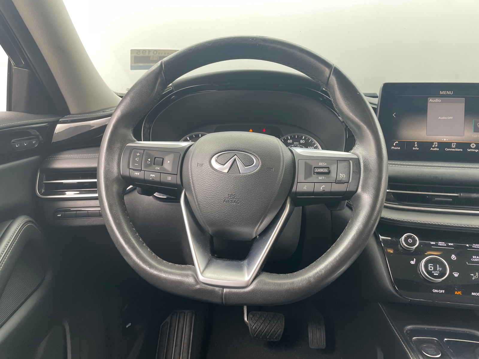 Thumbnail: 2023 INFINITI QX60 - 4
