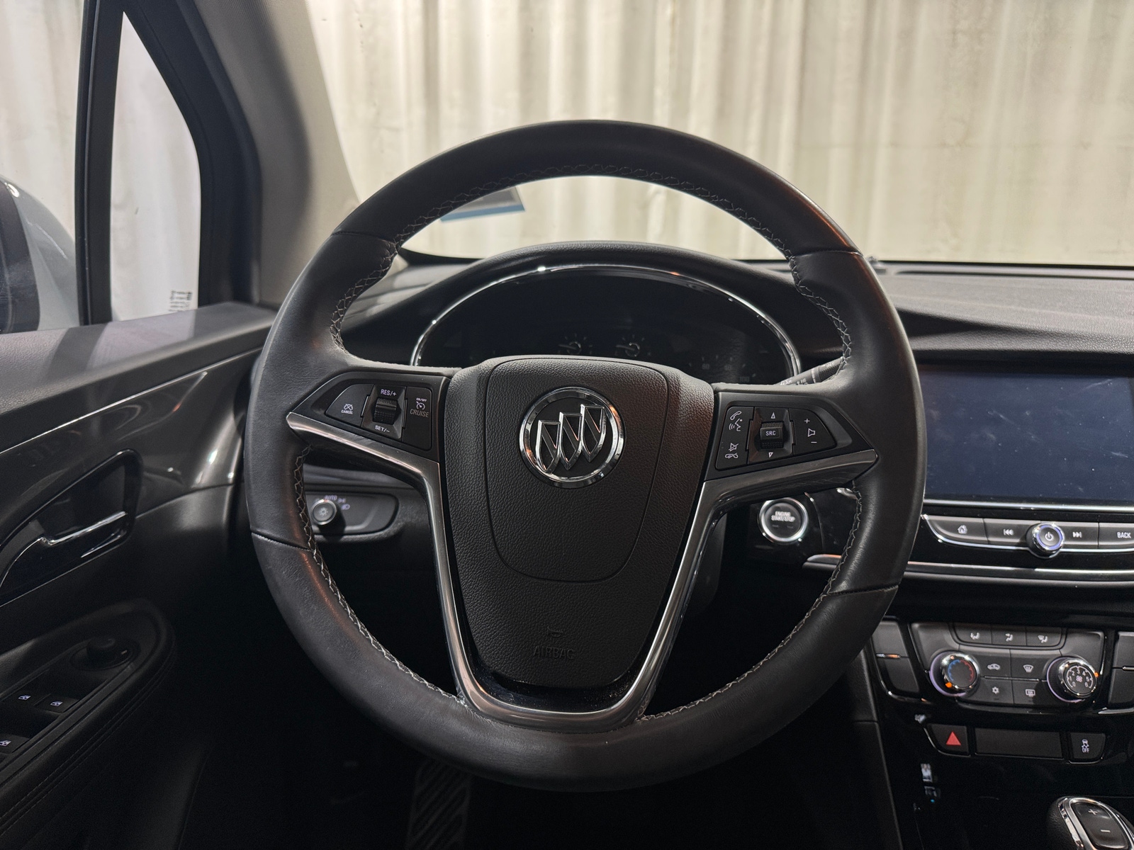 Thumbnail: 2018 Buick Encore - 4