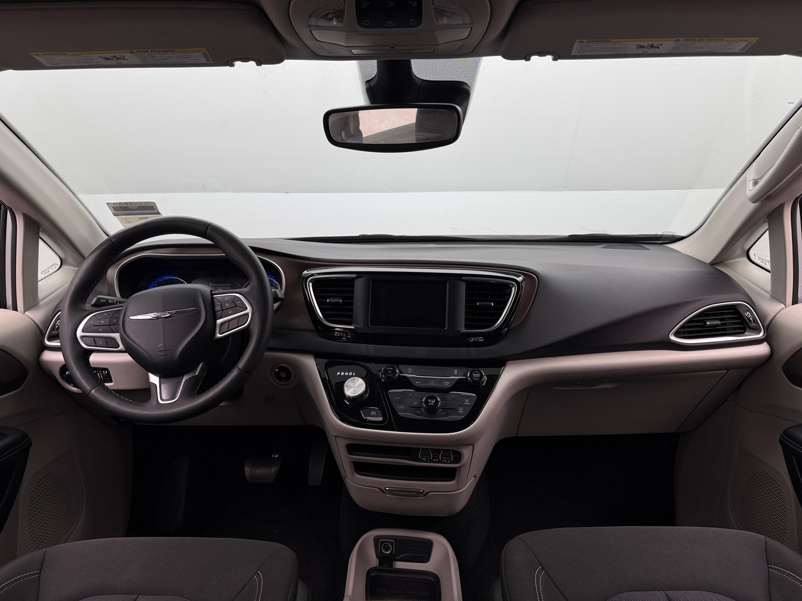 Thumbnail: 2024 Chrysler Voyager - 3