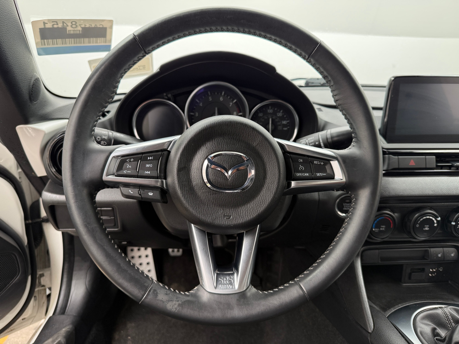 Thumbnail: 2022 Mazda MX-5 Miata - 4