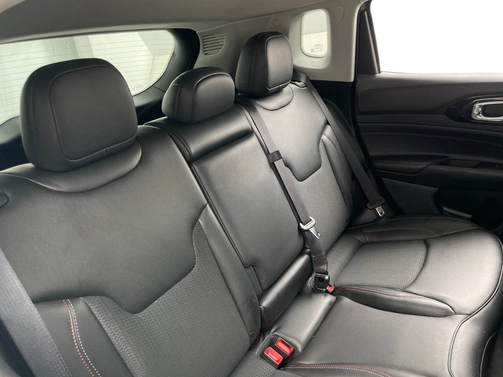 Thumbnail: 2022 Jeep Compass - 6