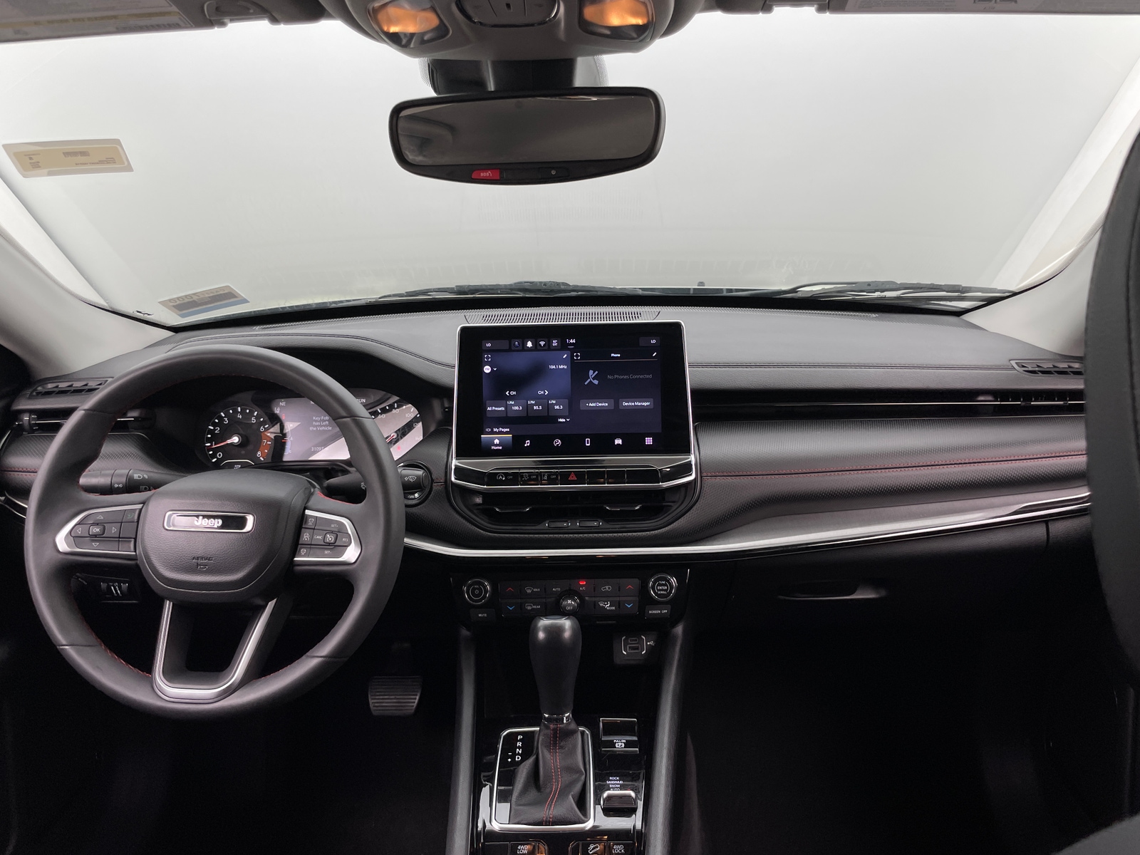Thumbnail: 2022 Jeep Compass - 3