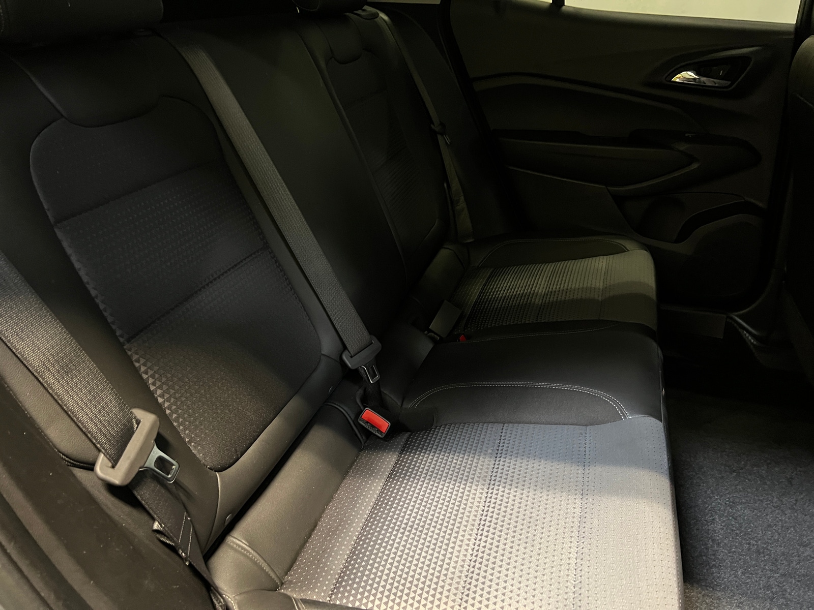 Thumbnail: 2025 Chevrolet Trax - 5