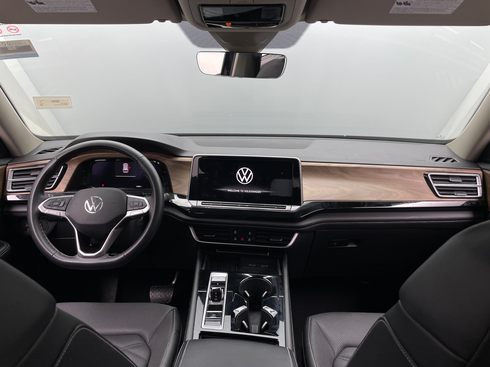 Thumbnail: 2026 Volkswagen Atlas - 2