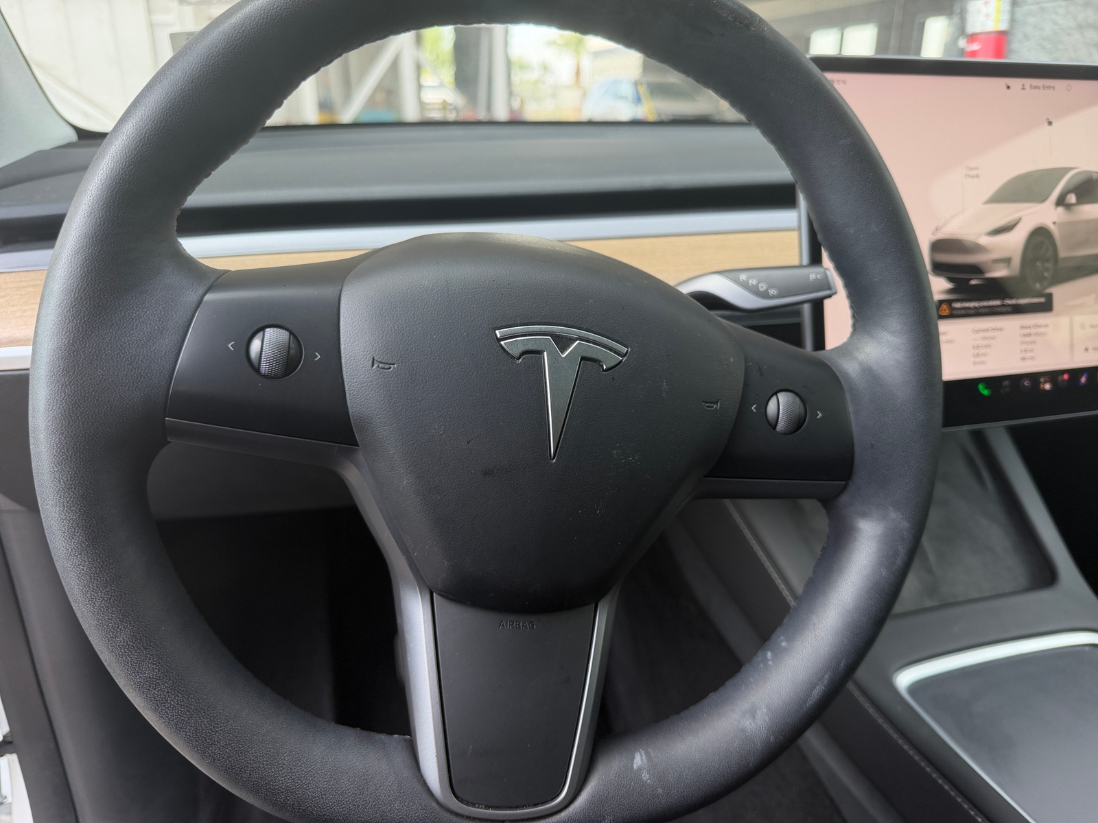 Thumbnail: 2023 Tesla Model Y - 4