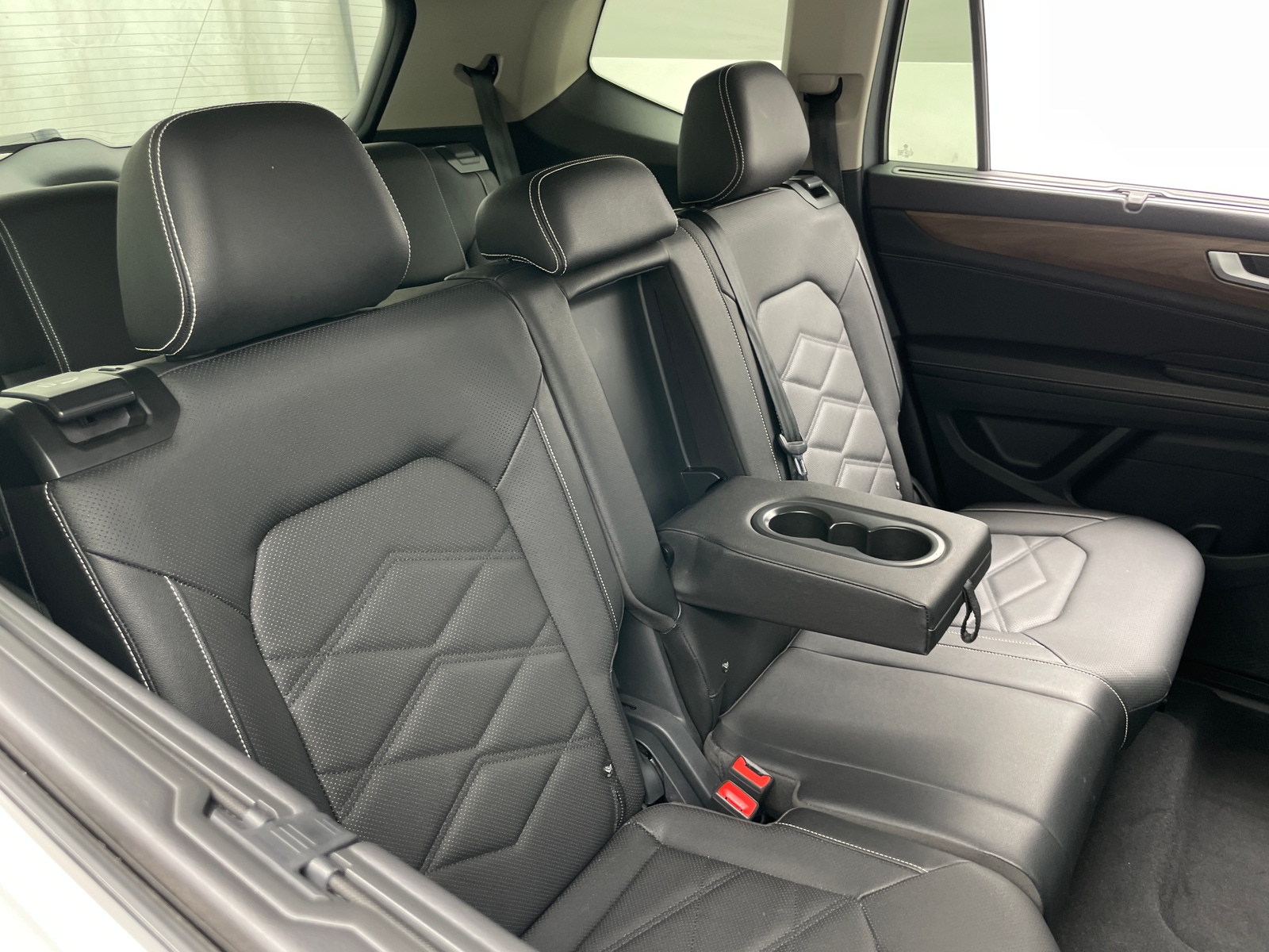 Thumbnail: 2026 Volkswagen Atlas - 5
