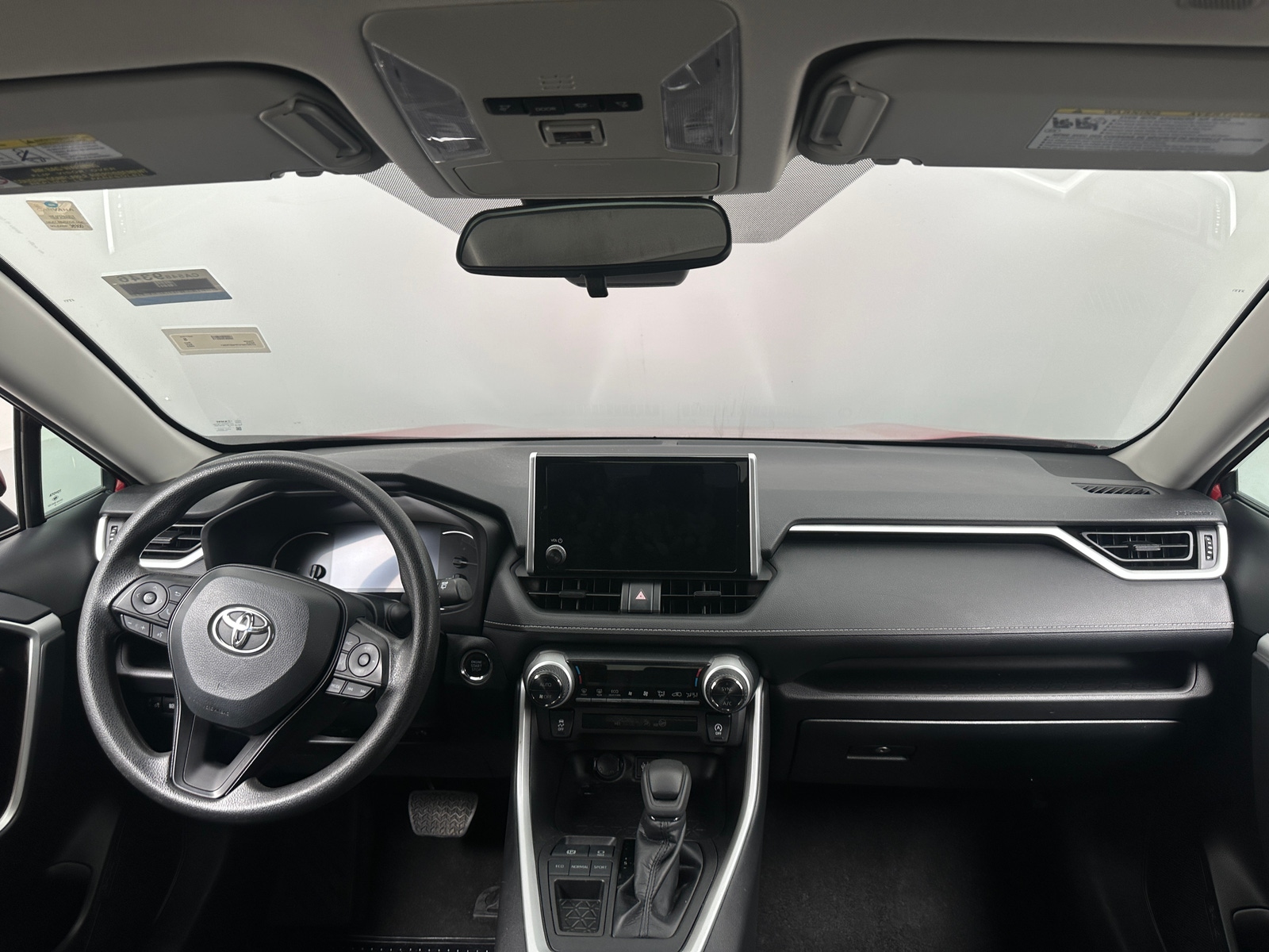 Thumbnail: 2023 Toyota RAV4 - 3