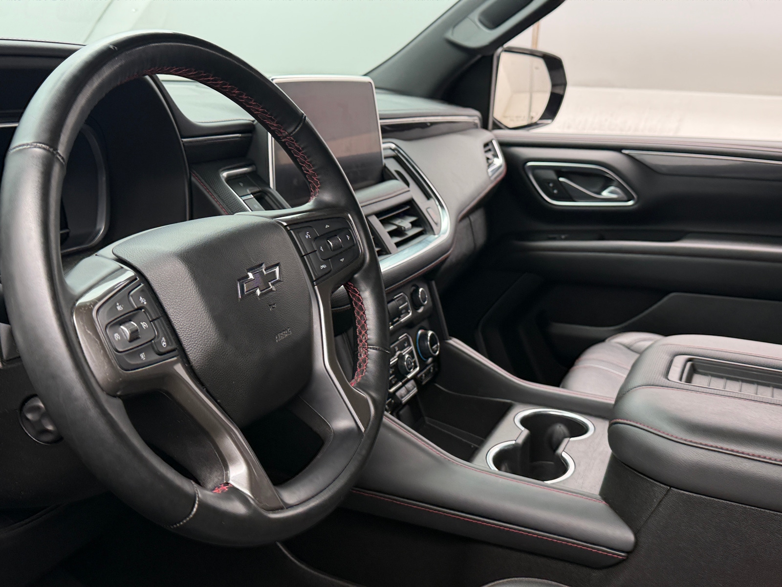 Thumbnail: 2023 Chevrolet Tahoe - 4