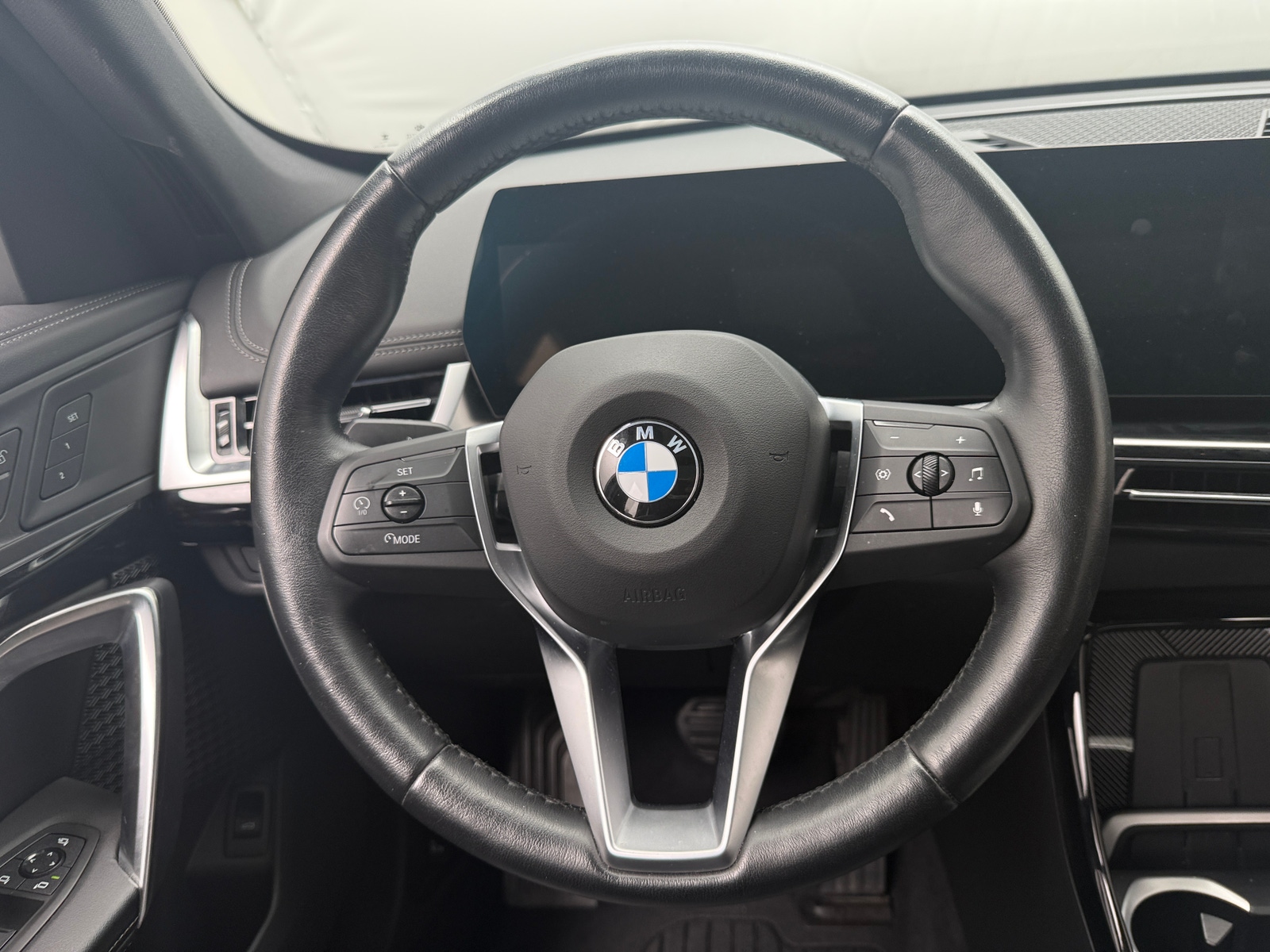 Thumbnail: 2025 BMW X1 - 4