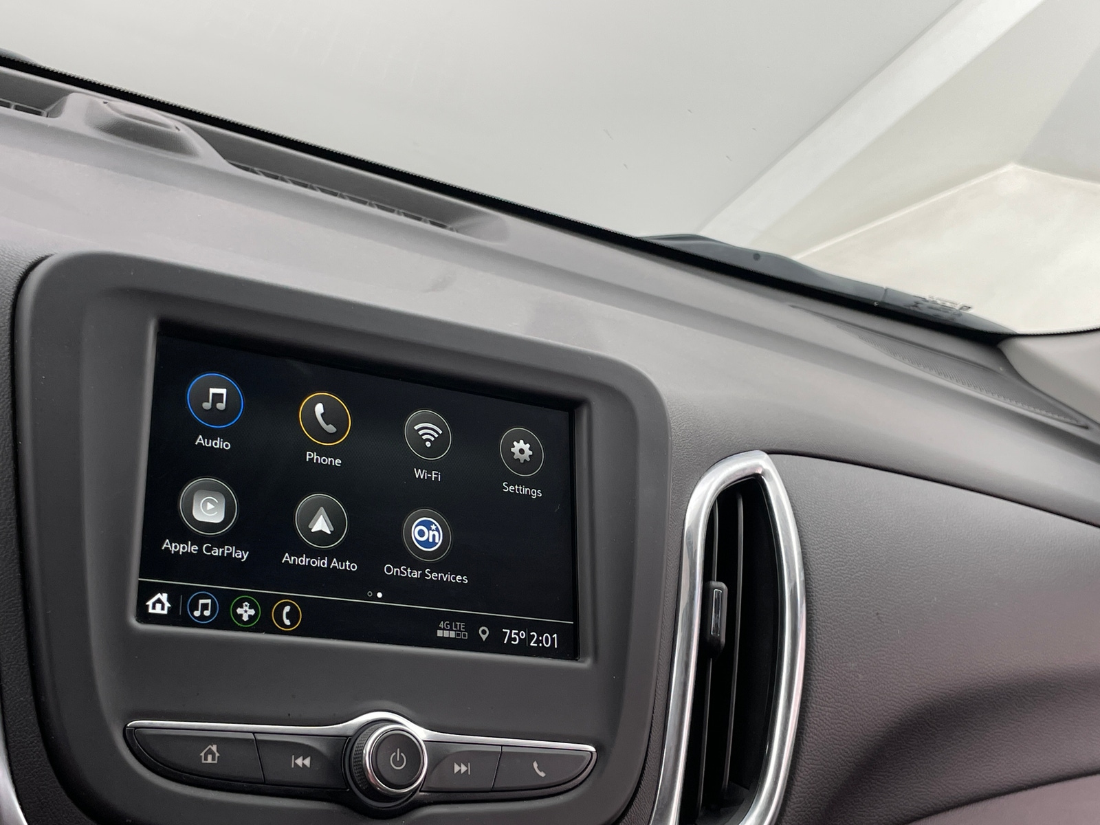 Thumbnail: 2019 Chevrolet Equinox - 4