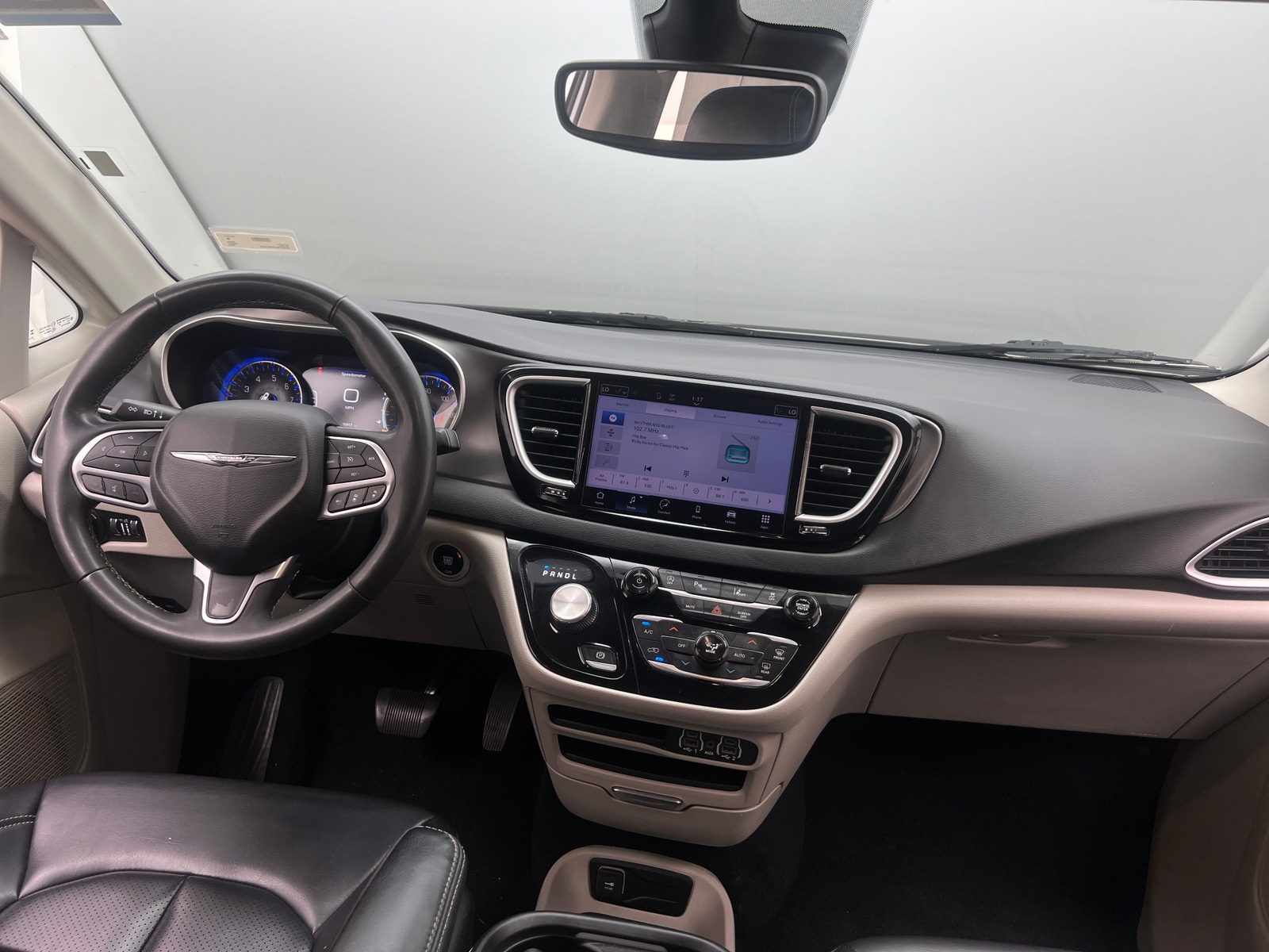 Thumbnail: 2023 Chrysler Pacifica - 2