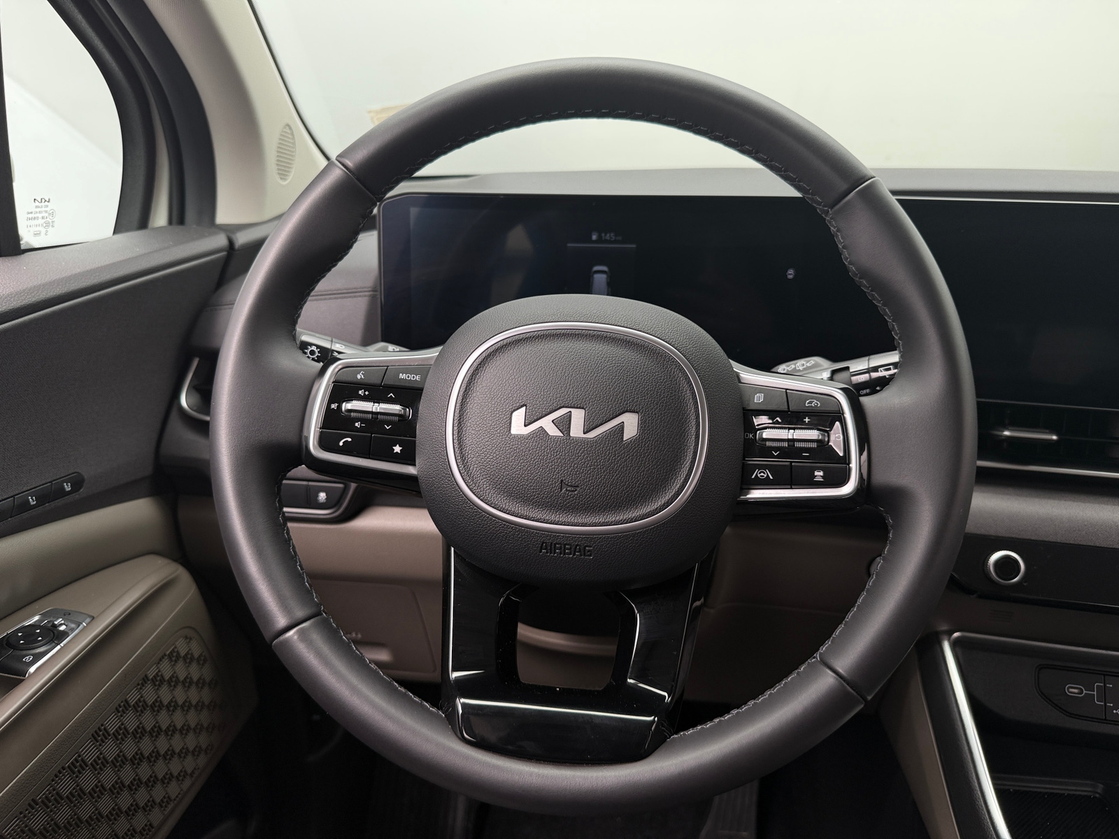 Thumbnail: 2026 Kia Carnival - 4