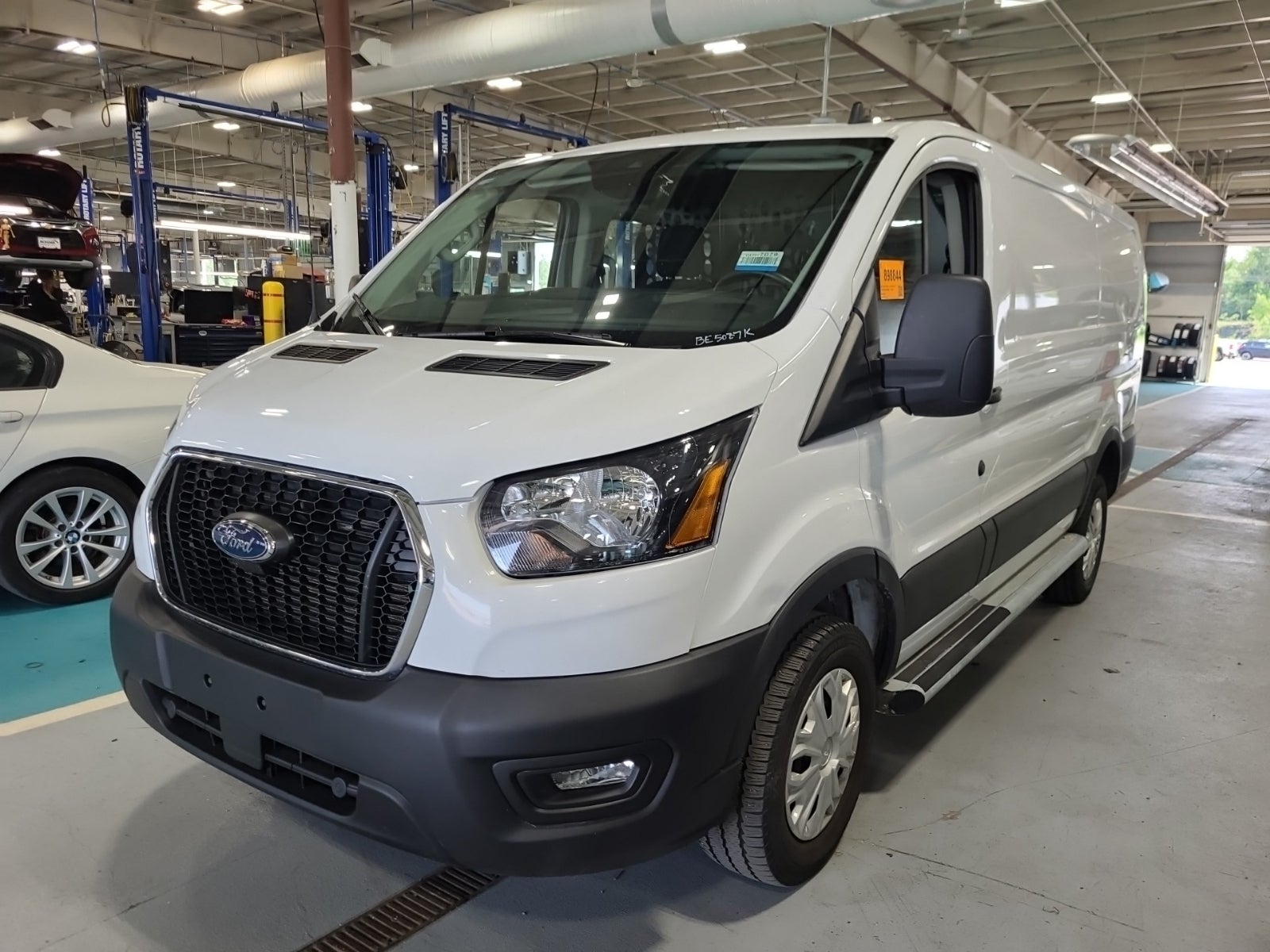 2025 Ford T250 Vans 3.5l V6 Di Dohc Gas T250 Vans Low Roof Cargo Van RWD 148 2d