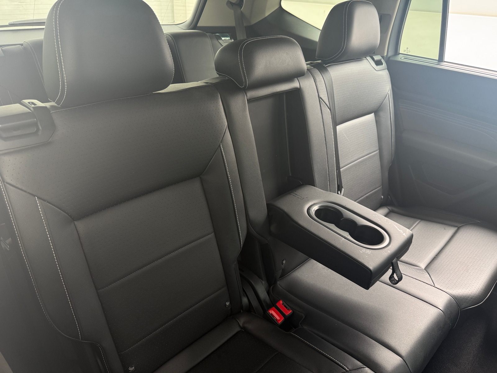 Thumbnail: 2022 Volkswagen Atlas - 5