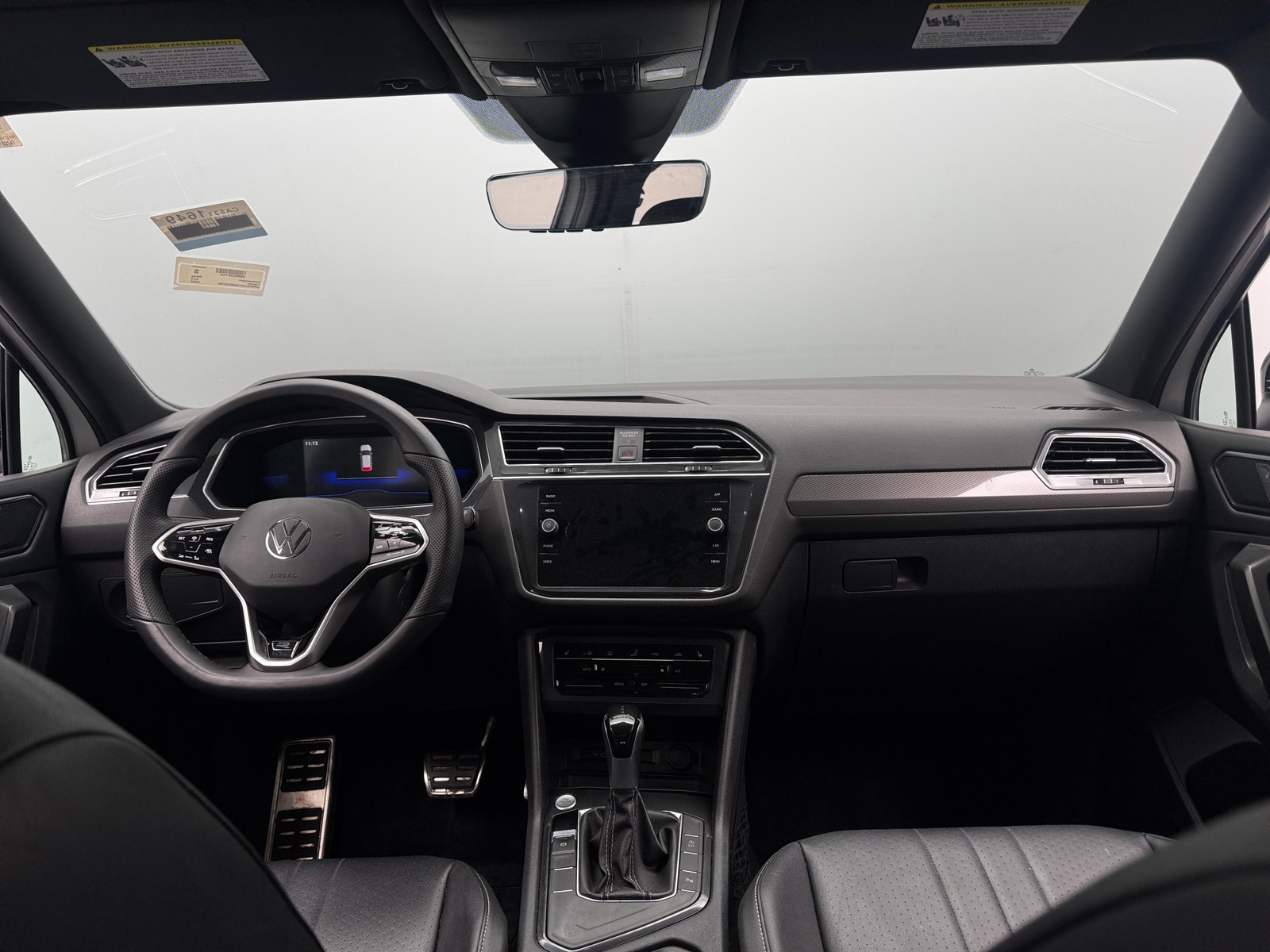 Thumbnail: 2022 Volkswagen Tiguan - 3