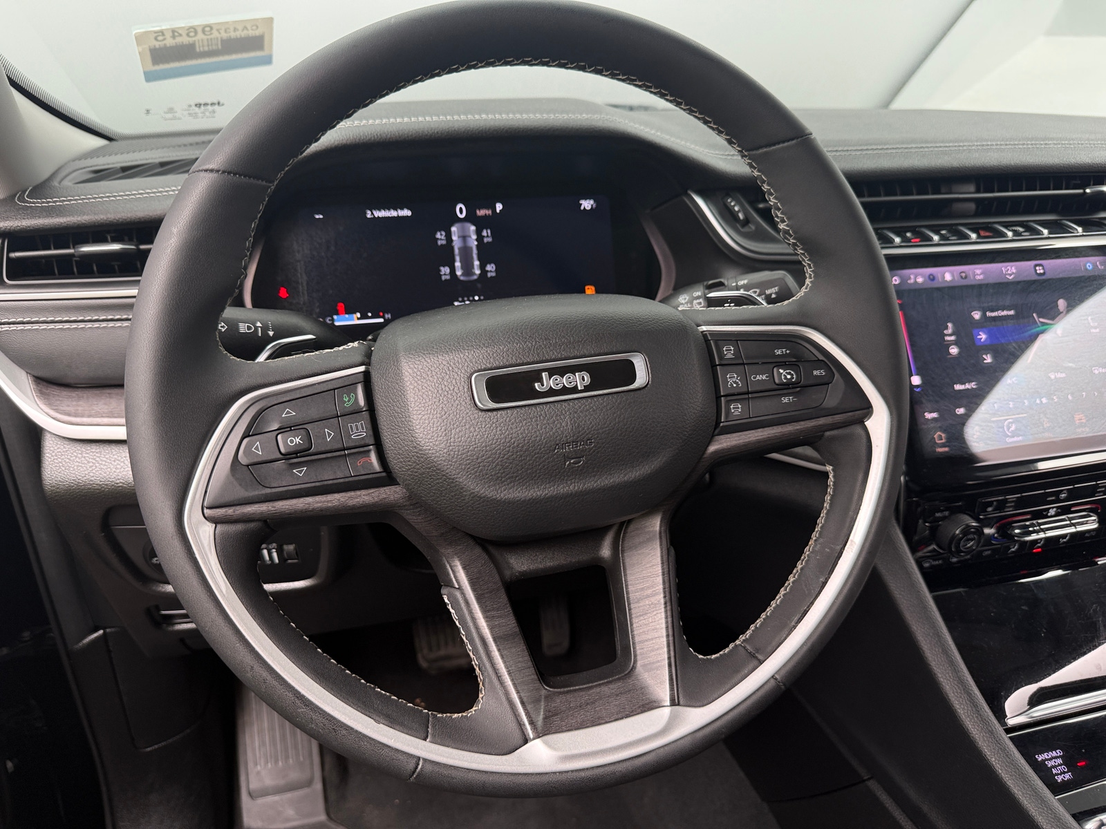 Thumbnail: 2023 Jeep Grand Cherokee - 4