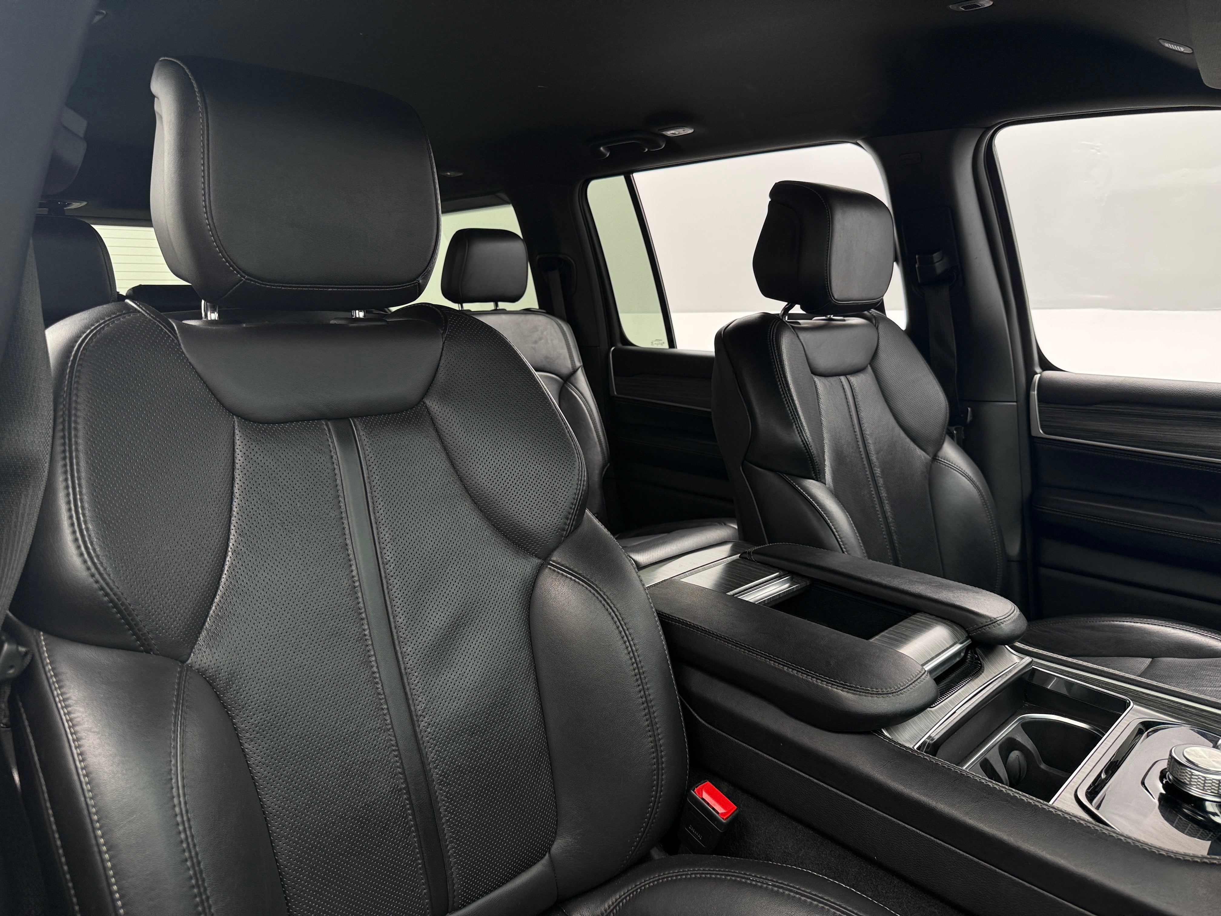 2024 Jeep Wagoneer