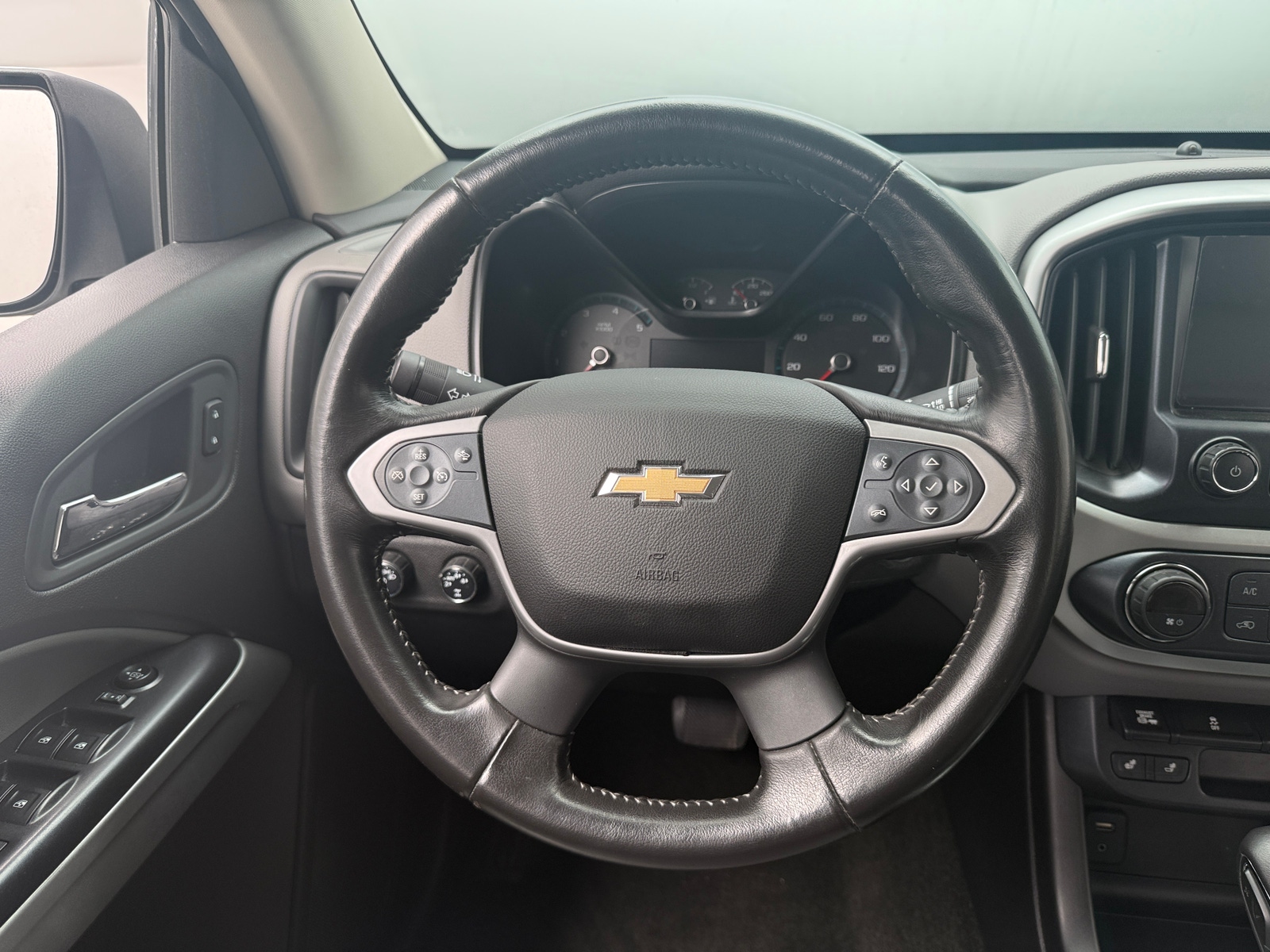 Thumbnail: 2016 Chevrolet Colorado - 4