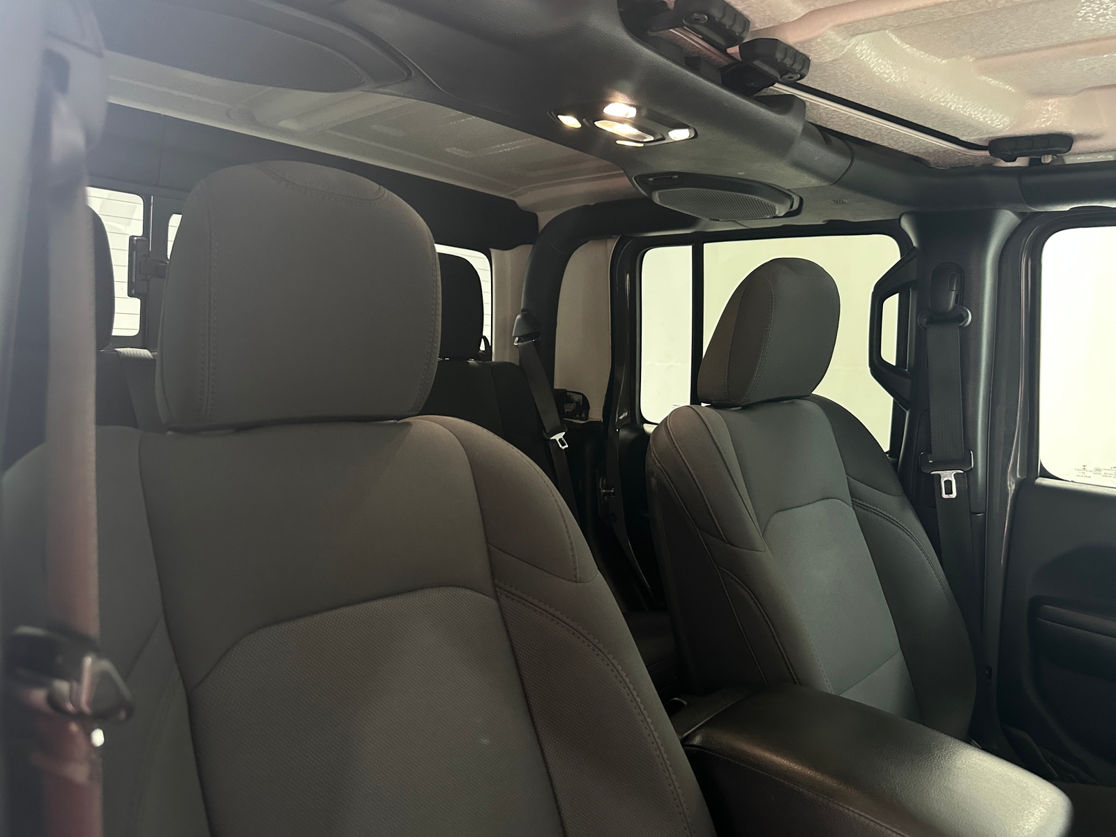 Thumbnail: 2021 Jeep Gladiator - 2
