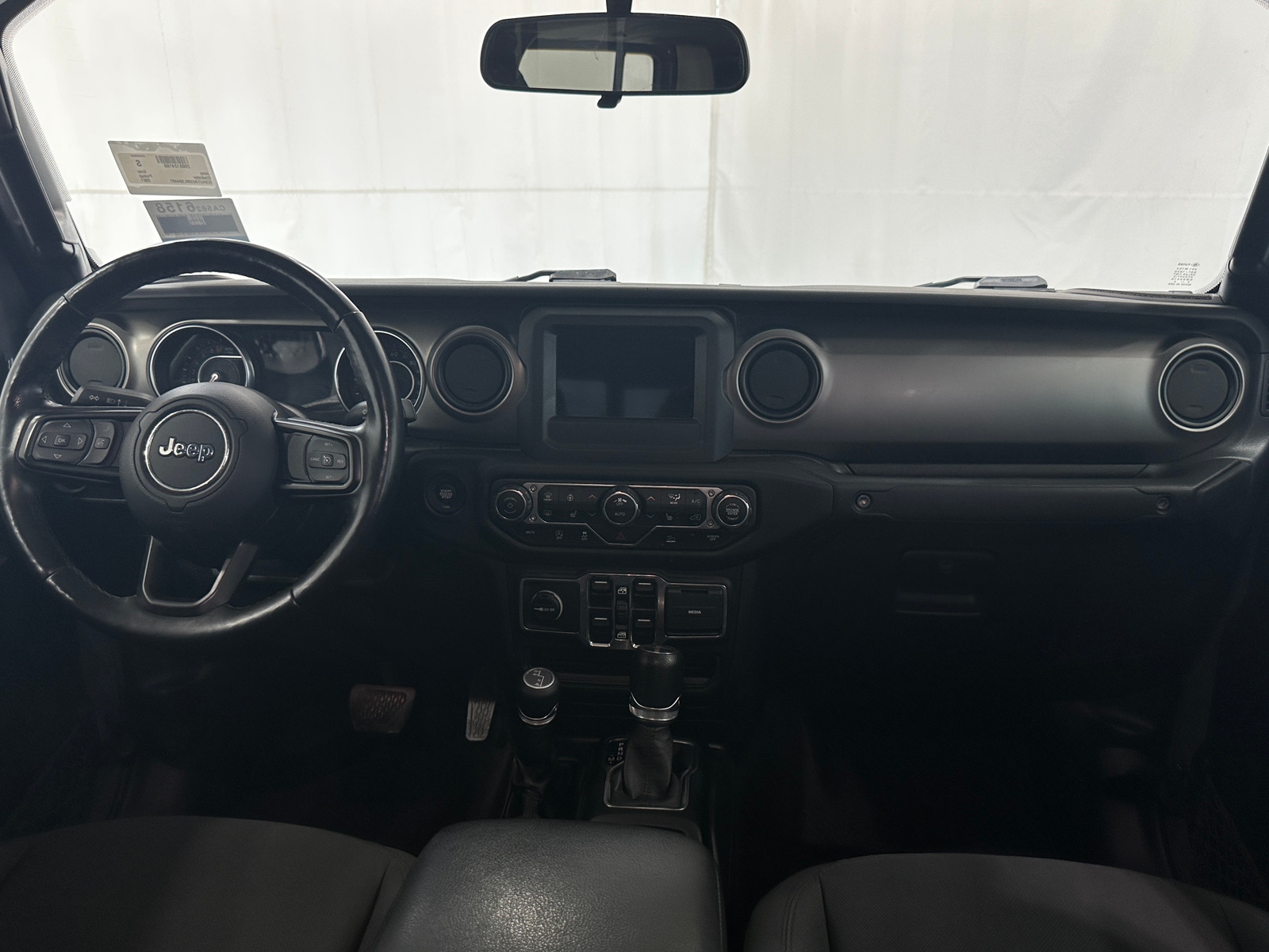 Thumbnail: 2021 Jeep Gladiator - 3