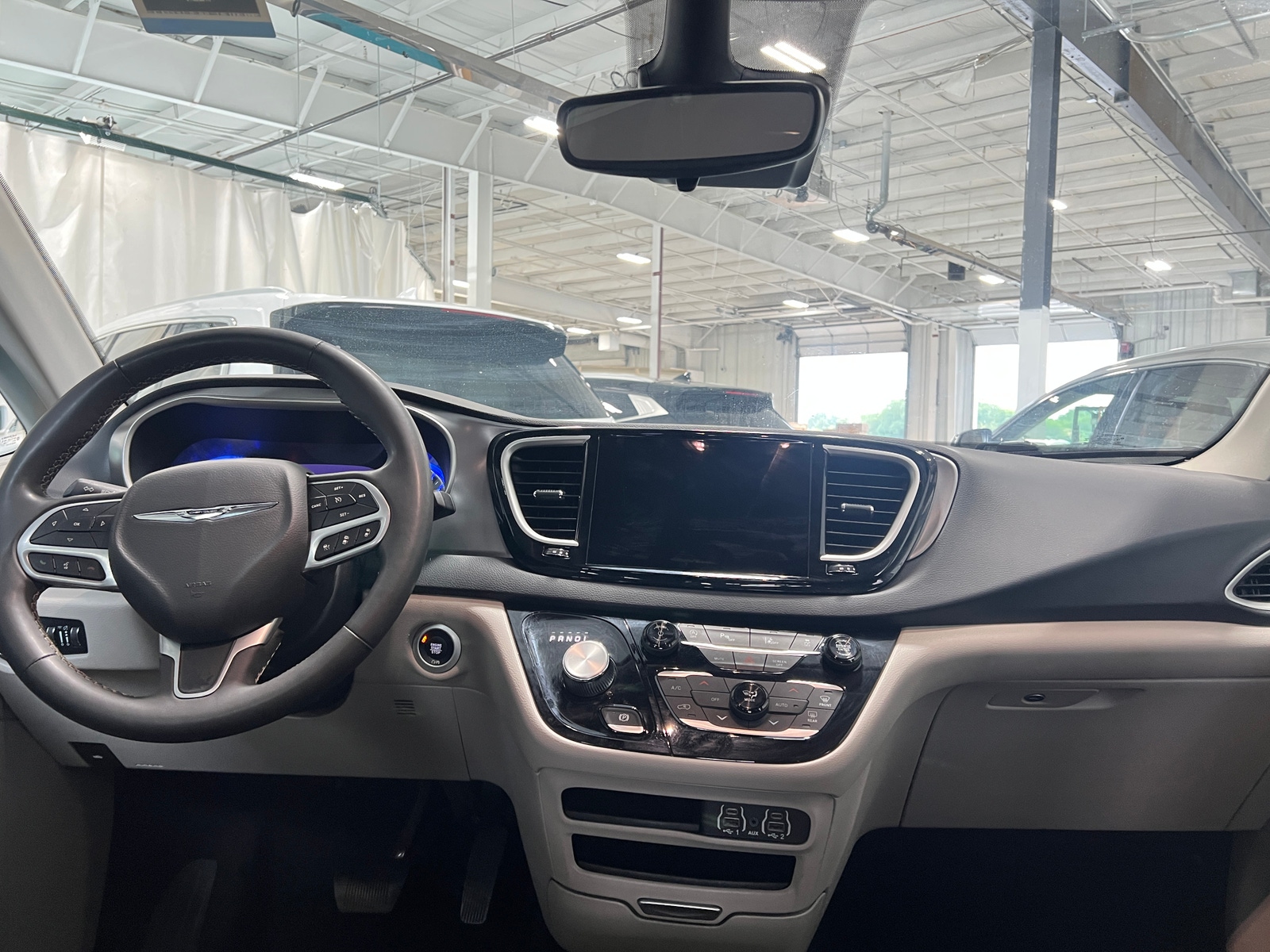 Thumbnail: 2023 Chrysler Pacifica - 2