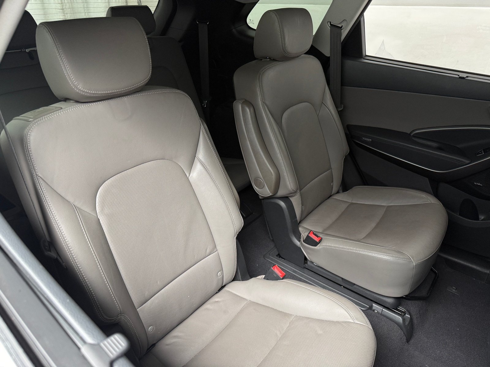 Thumbnail: 2019 Hyundai Santa Fe - 5