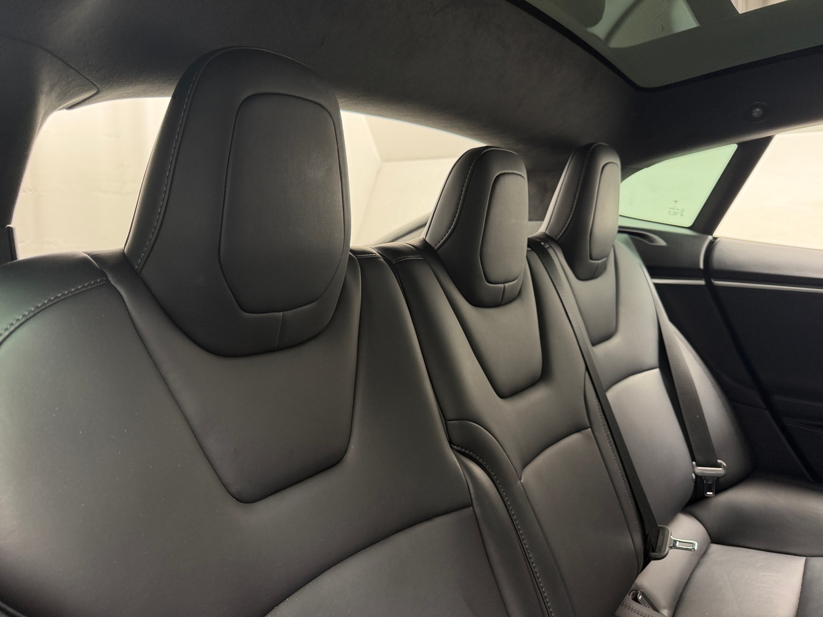 Thumbnail: 2018 Tesla Model S - 5