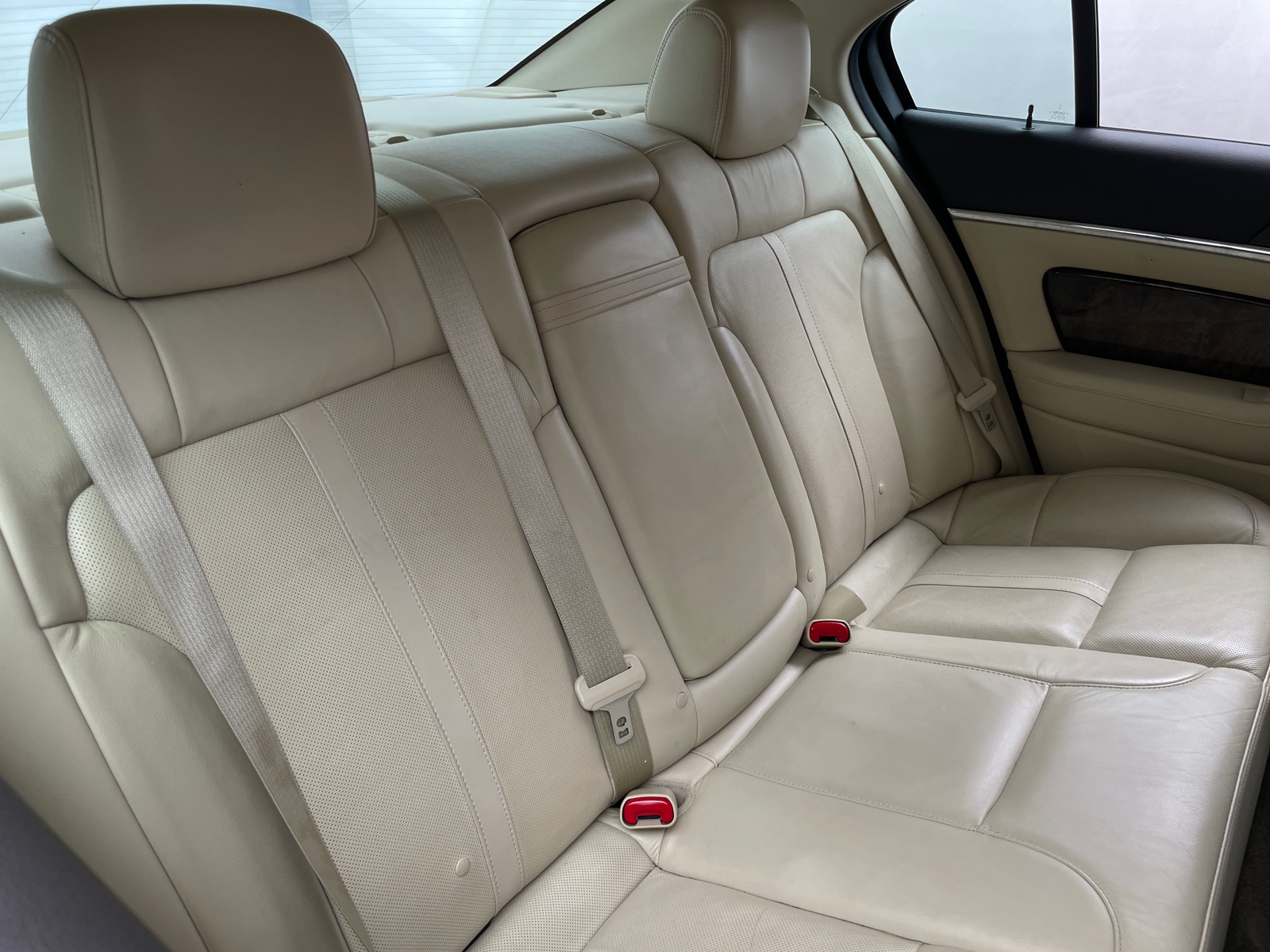 Thumbnail: 2014 Lincoln MKS - 5
