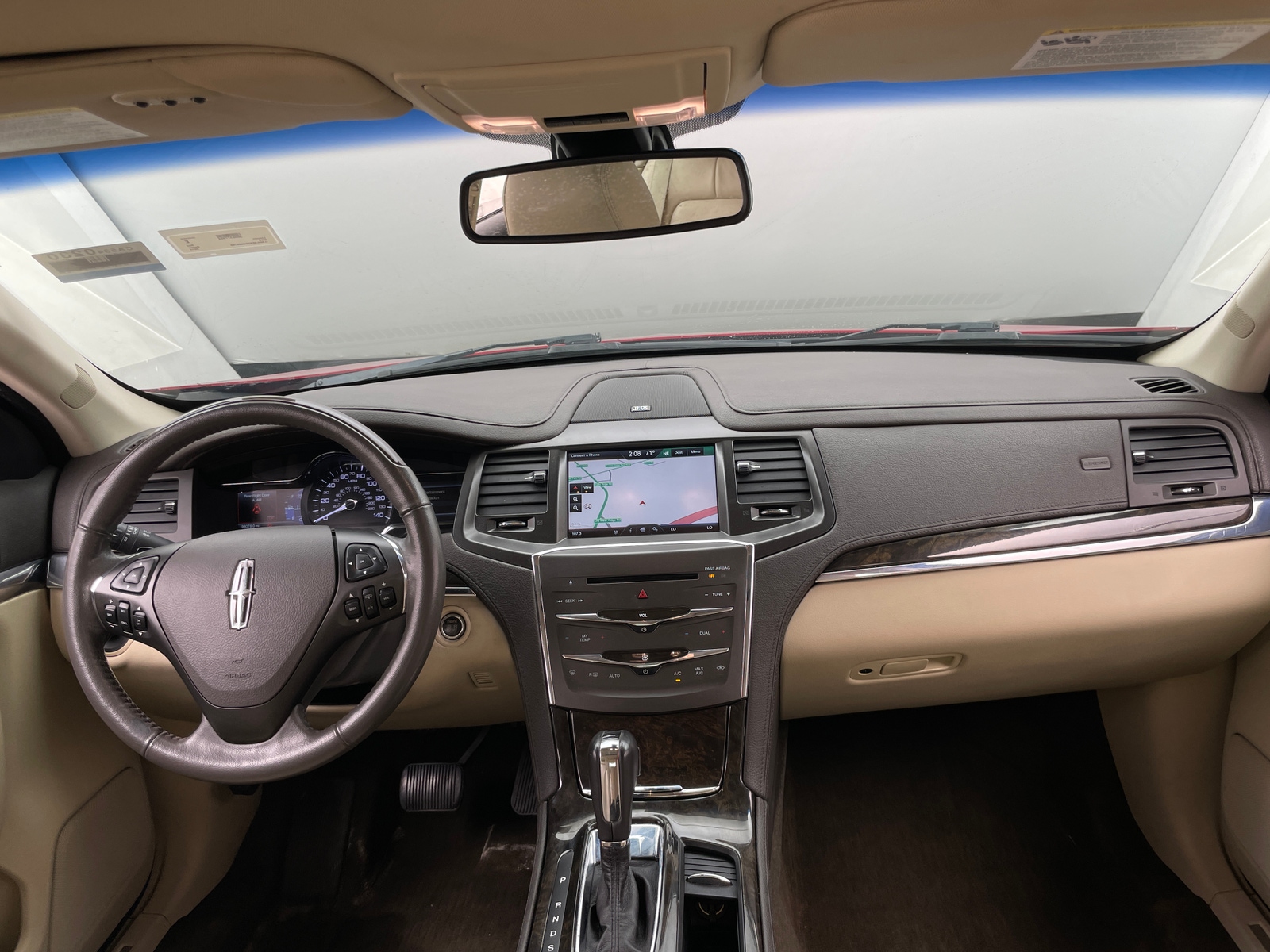 Thumbnail: 2014 Lincoln MKS - 2