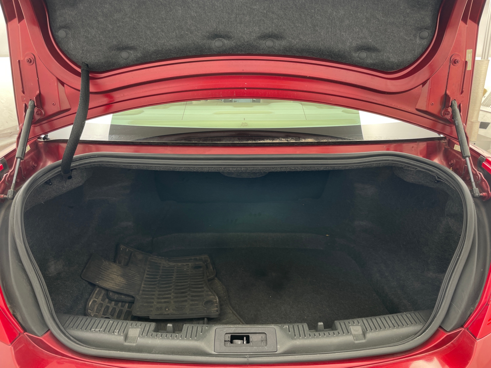 Thumbnail: 2014 Lincoln MKS - 6