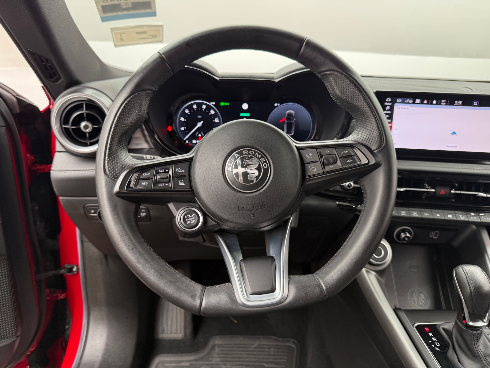 Thumbnail: 2024 Alfa Romeo Tonale - 4