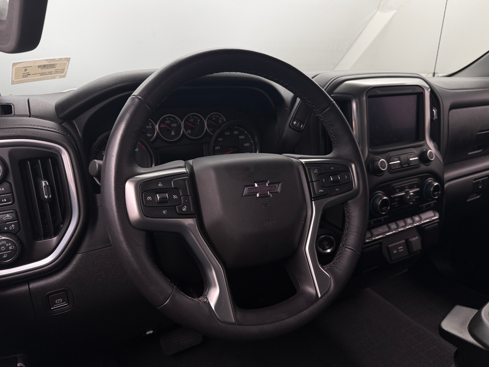 Thumbnail: 2022 Chevrolet Silverado 1500 - 5